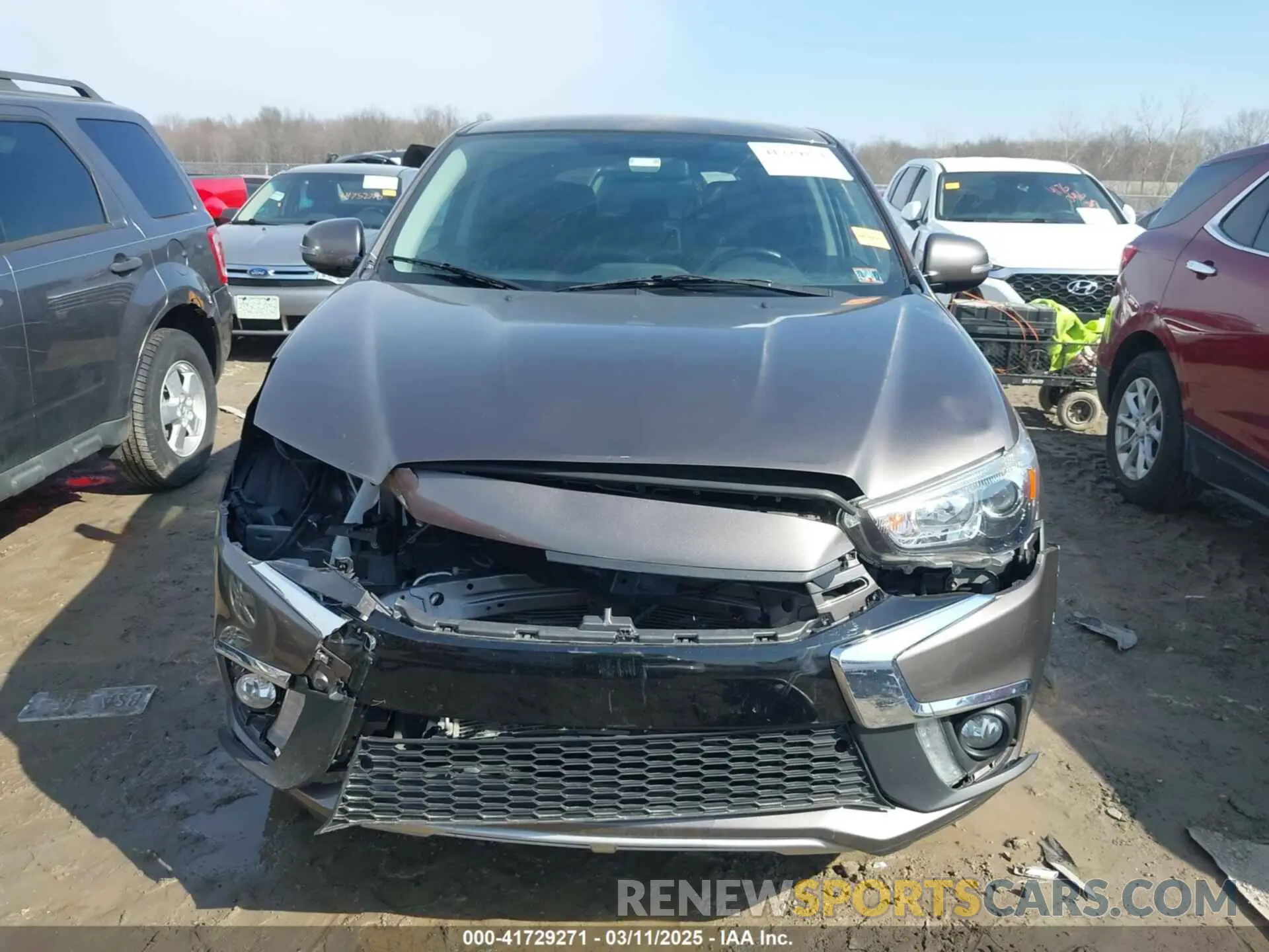 13 fotografías del automóvil dañado JA4AR3AU1KU031695 MITSUBISHI OUTLANDER SPORT 2019