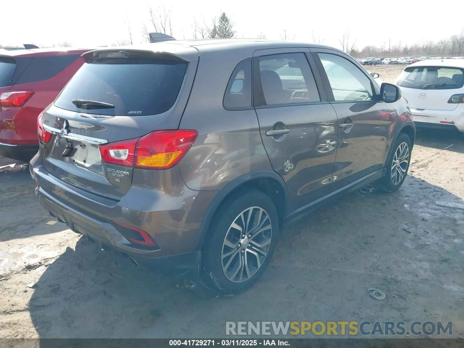 4 fotografías del automóvil dañado JA4AR3AU1KU031695 MITSUBISHI OUTLANDER SPORT 2019