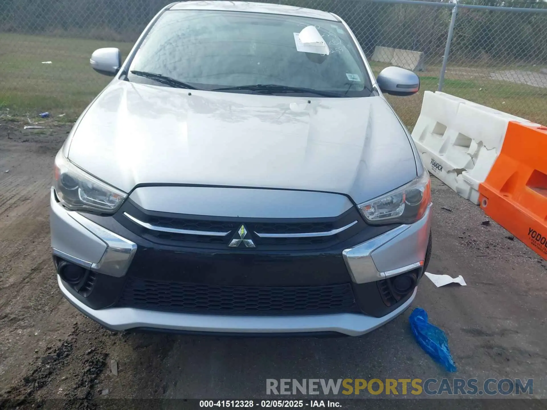 12 fotografías del automóvil dañado JA4AR3AU2KU022598 MITSUBISHI OUTLANDER SPORT 2019