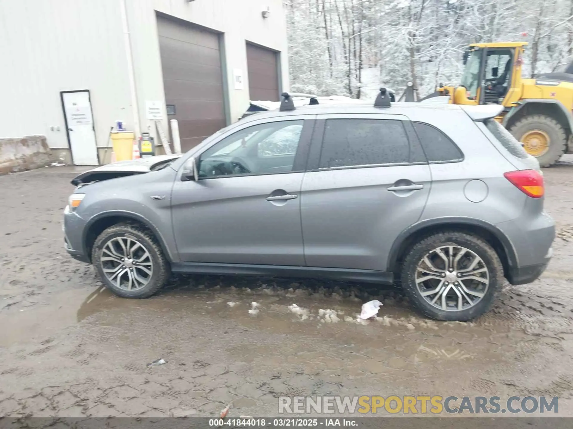 14 fotografías del automóvil dañado JA4AR3AU3KU001369 MITSUBISHI OUTLANDER SPORT 2019