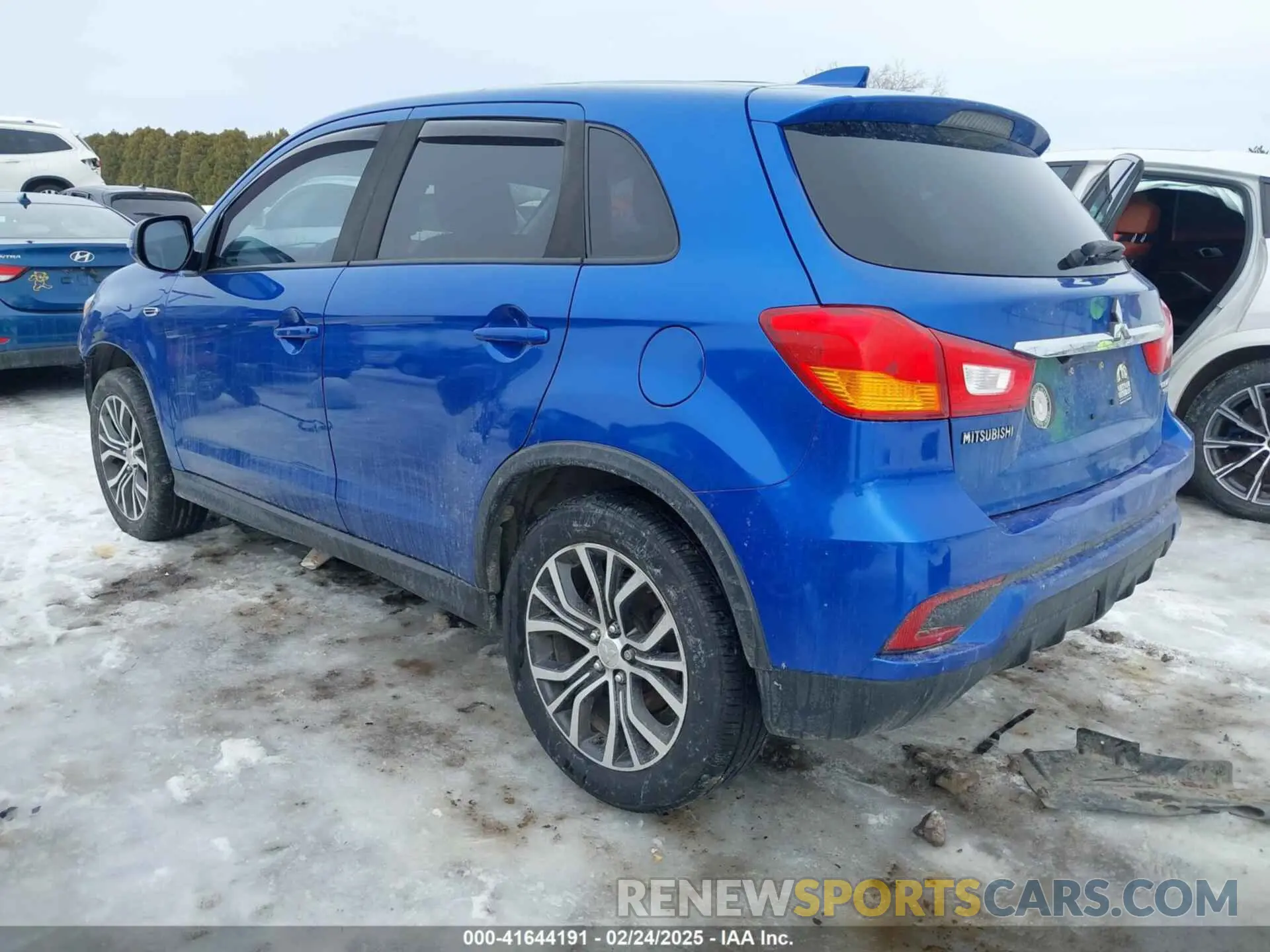 3 fotografías del automóvil dañado JA4AR3AU3KU030029 MITSUBISHI OUTLANDER SPORT 2019