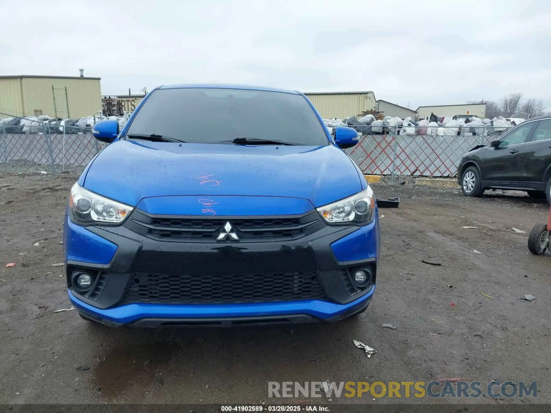 13 fotografías del automóvil dañado JA4AR3AU4KU036065 MITSUBISHI OUTLANDER SPORT 2019