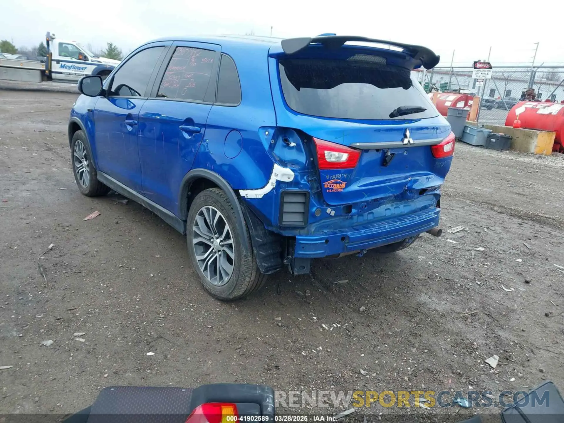 3 fotografías del automóvil dañado JA4AR3AU4KU036065 MITSUBISHI OUTLANDER SPORT 2019