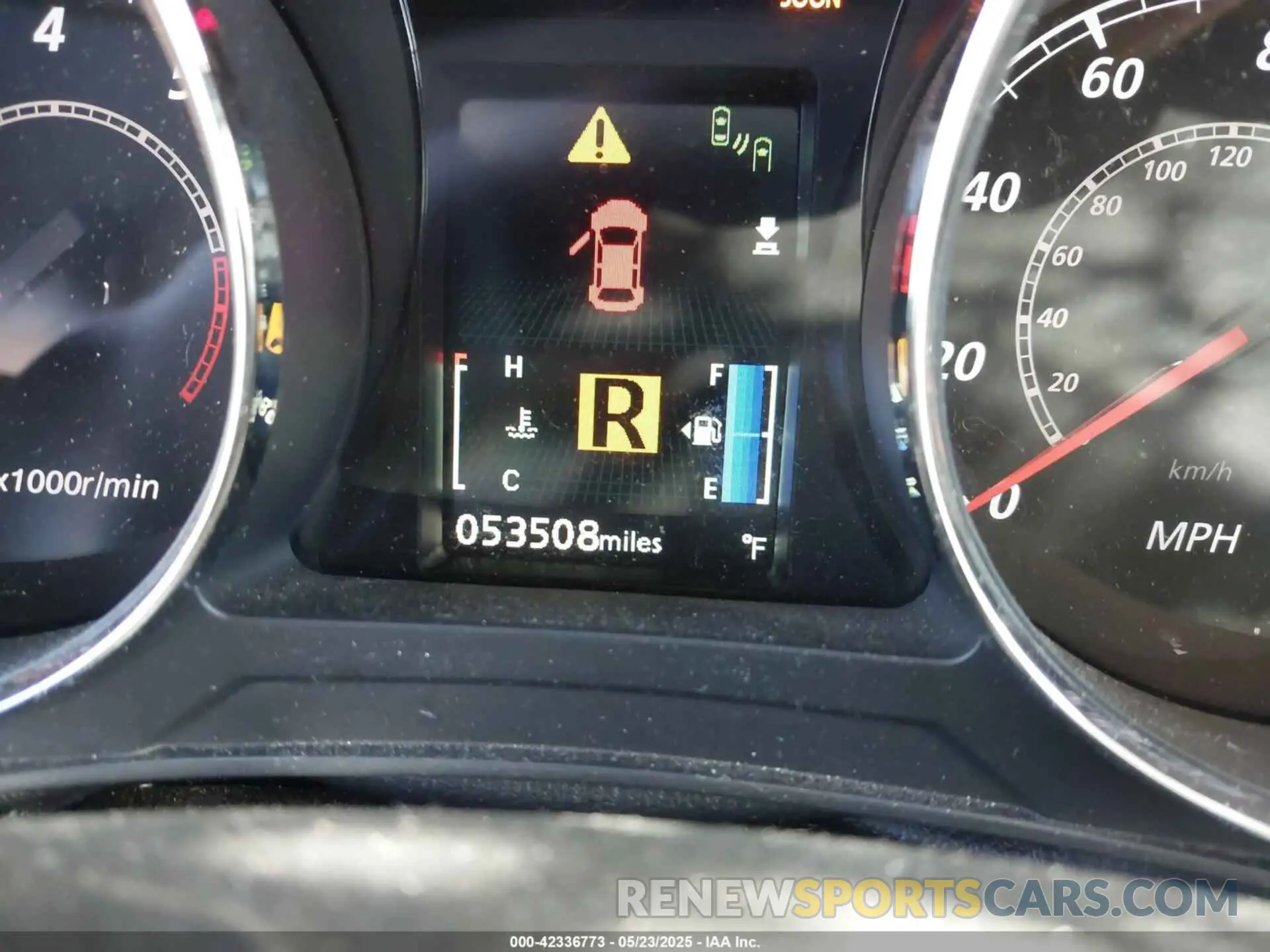 16 fotografías del automóvil dañado JA4AR3AU6KU007957 MITSUBISHI OUTLANDER SPORT 2019
