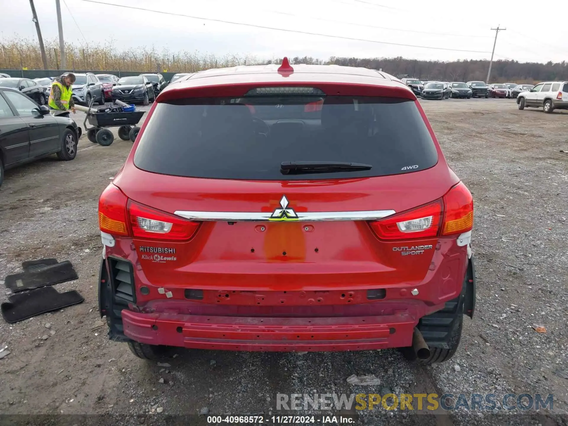 16 fotografías del automóvil dañado JA4AR3AU9KU025952 MITSUBISHI OUTLANDER SPORT 2019