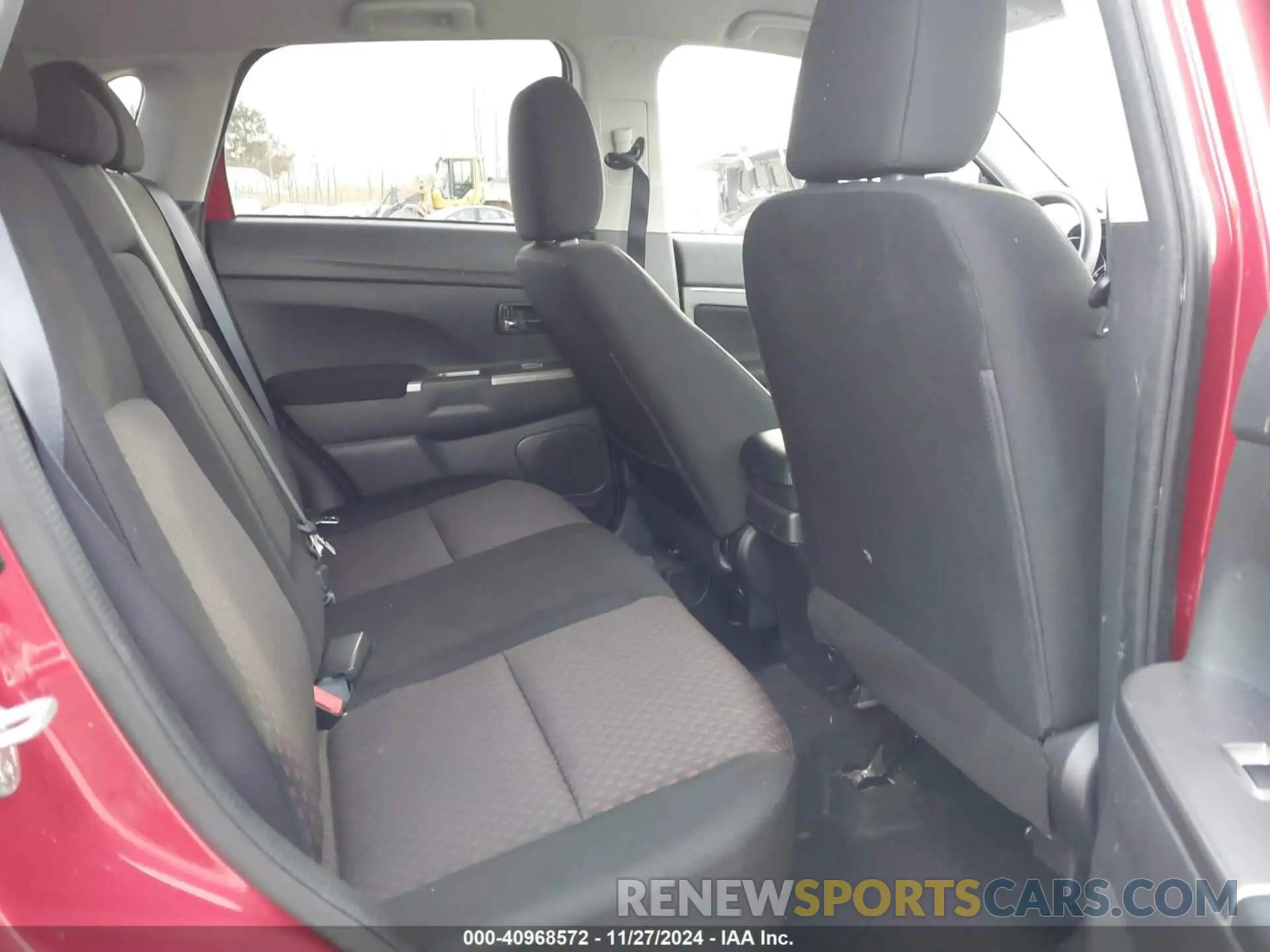 8 fotografías del automóvil dañado JA4AR3AU9KU025952 MITSUBISHI OUTLANDER SPORT 2019