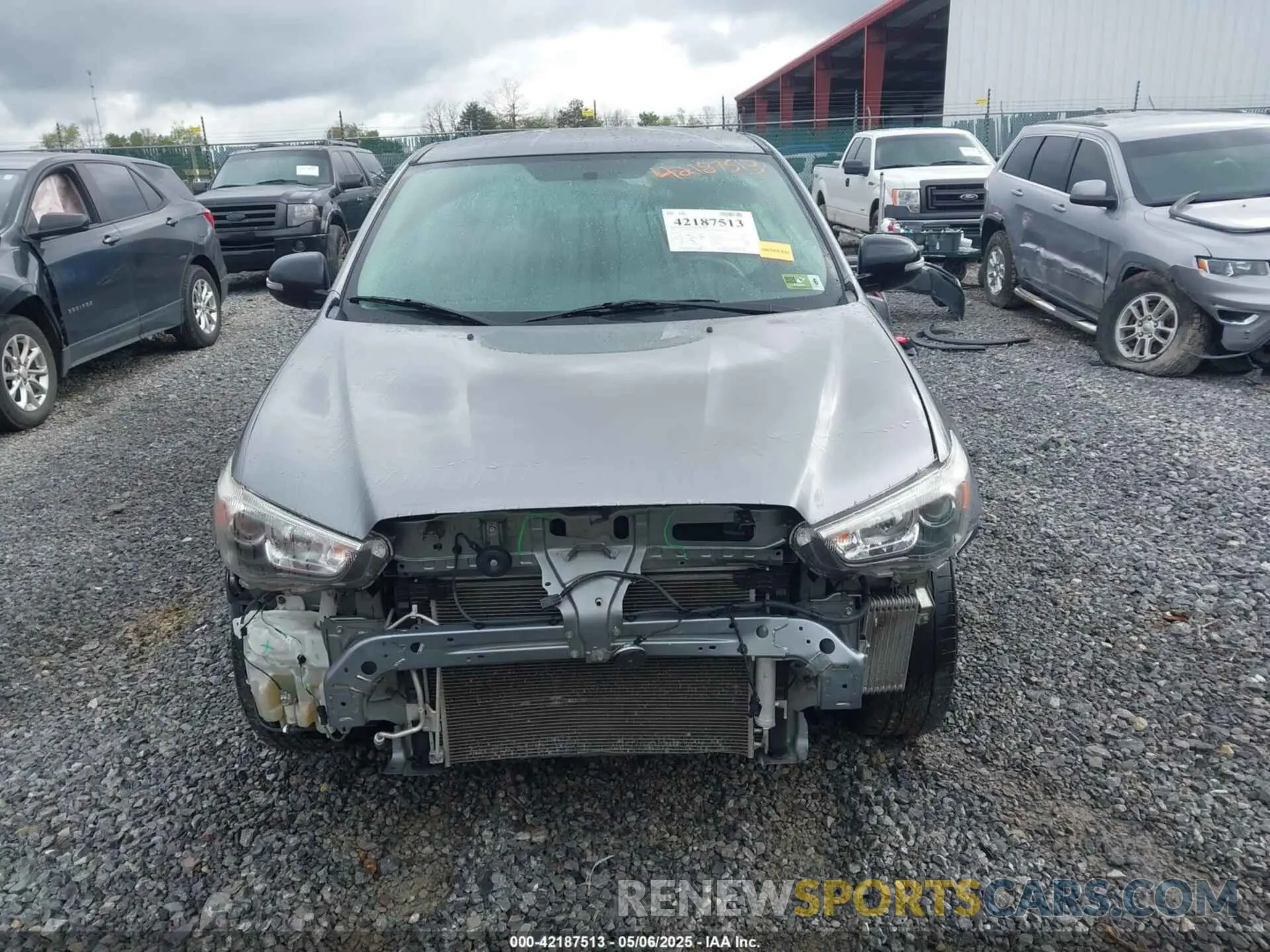 13 fotografías del automóvil dañado JA4AR3AUXKU023773 MITSUBISHI OUTLANDER SPORT 2019