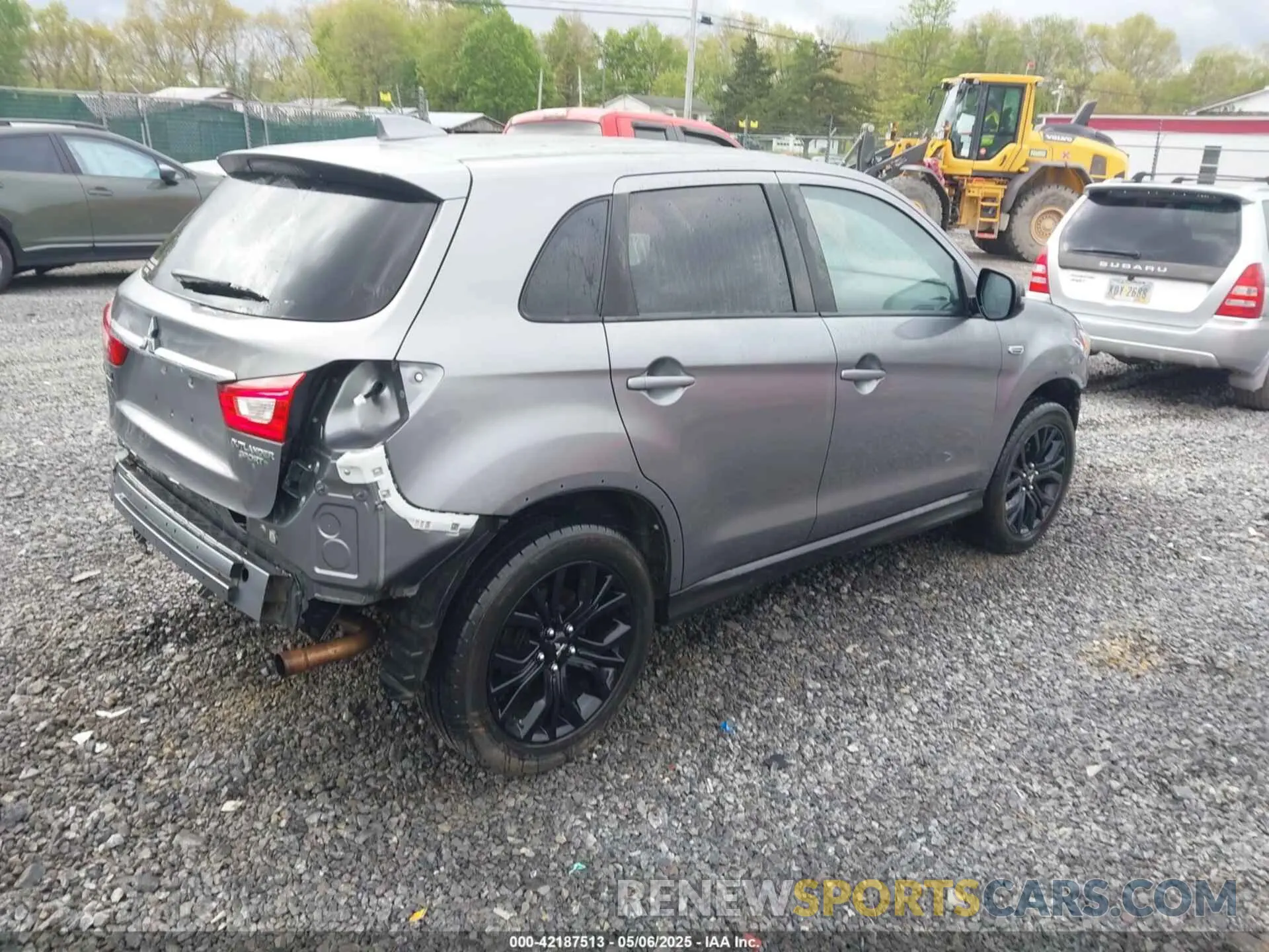 4 fotografías del automóvil dañado JA4AR3AUXKU023773 MITSUBISHI OUTLANDER SPORT 2019