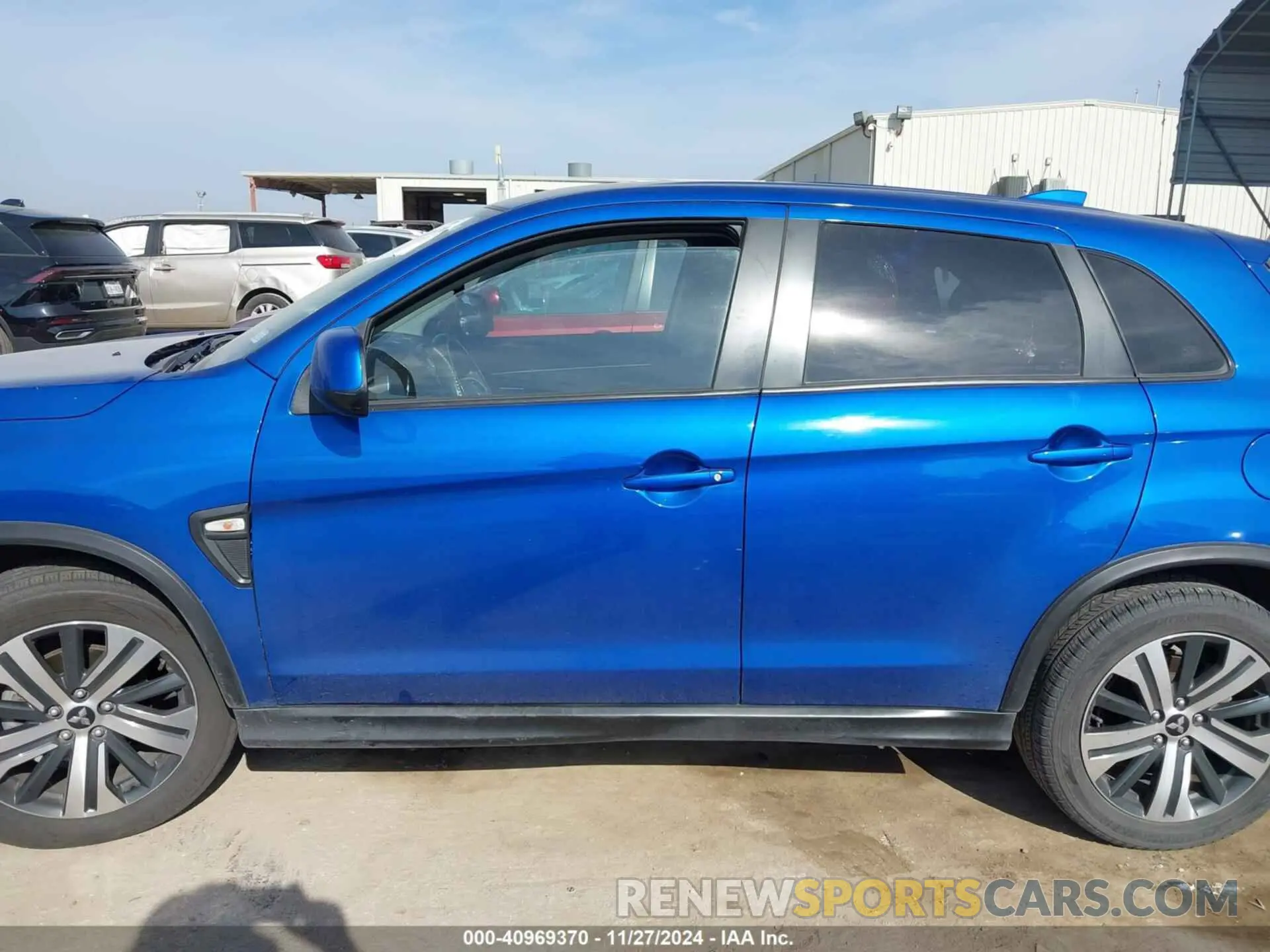 14 fotografías del automóvil dañado JA4AP3AU1LU011891 MITSUBISHI OUTLANDER SPORT 2020