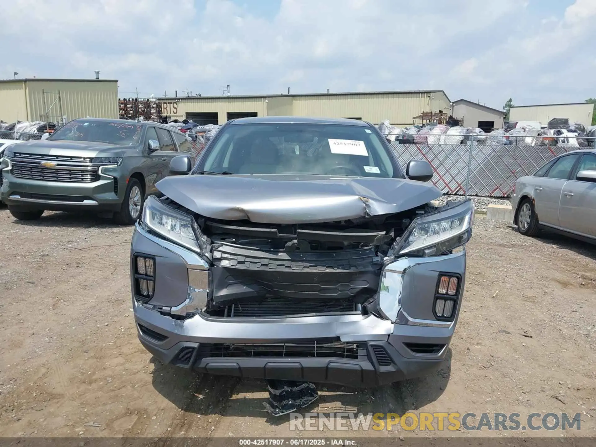 12 fotografías del automóvil dañado JA4AP3AU2LU013097 MITSUBISHI OUTLANDER SPORT 2020