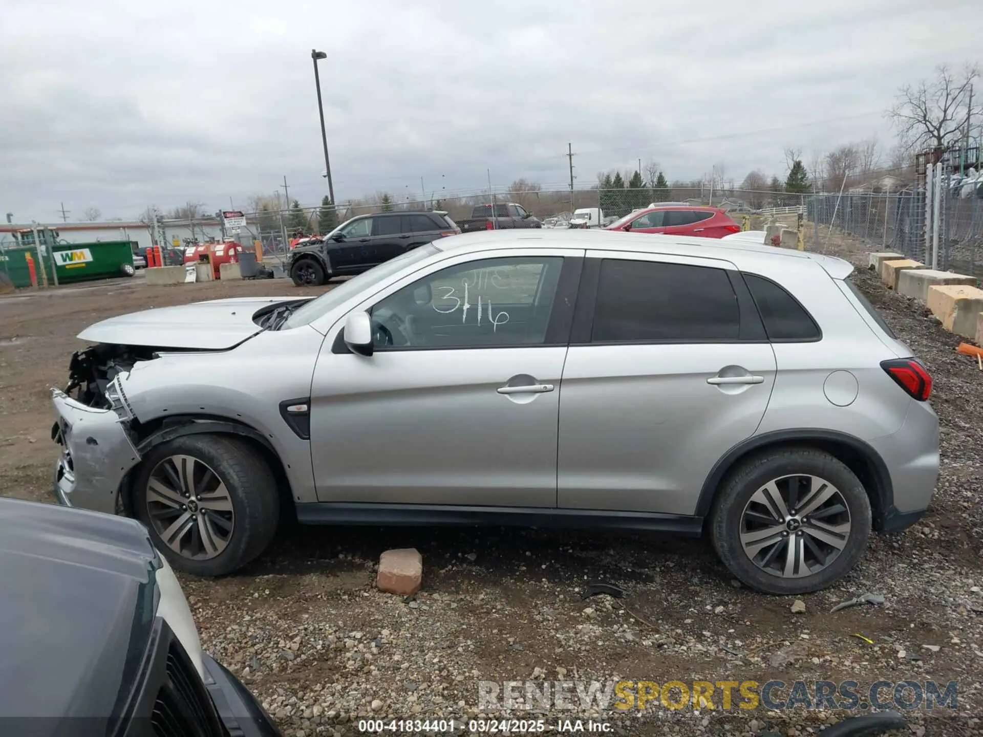 14 fotografías del automóvil dañado JA4AP3AU6LU017511 MITSUBISHI OUTLANDER SPORT 2020