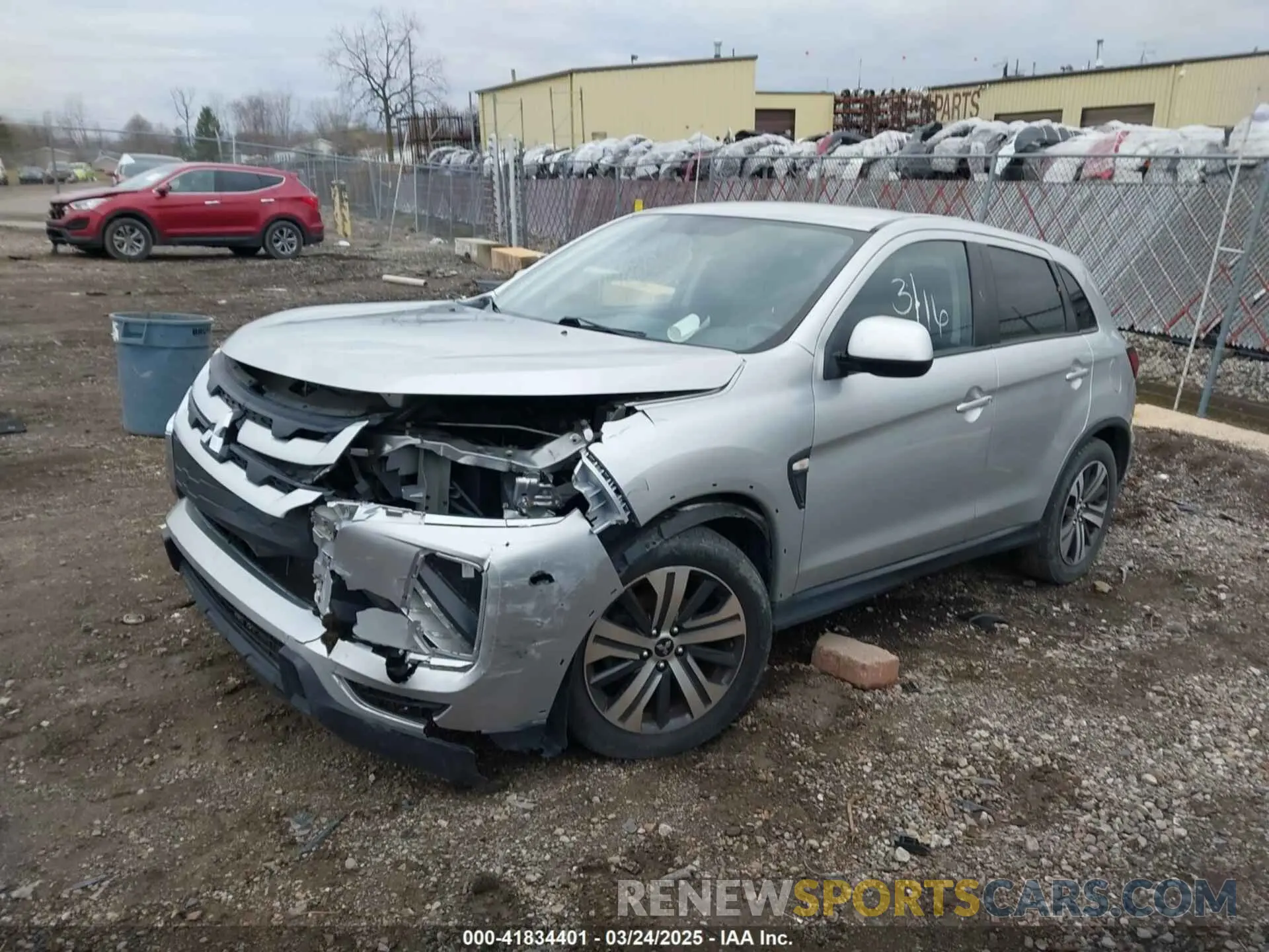 2 fotografías del automóvil dañado JA4AP3AU6LU017511 MITSUBISHI OUTLANDER SPORT 2020
