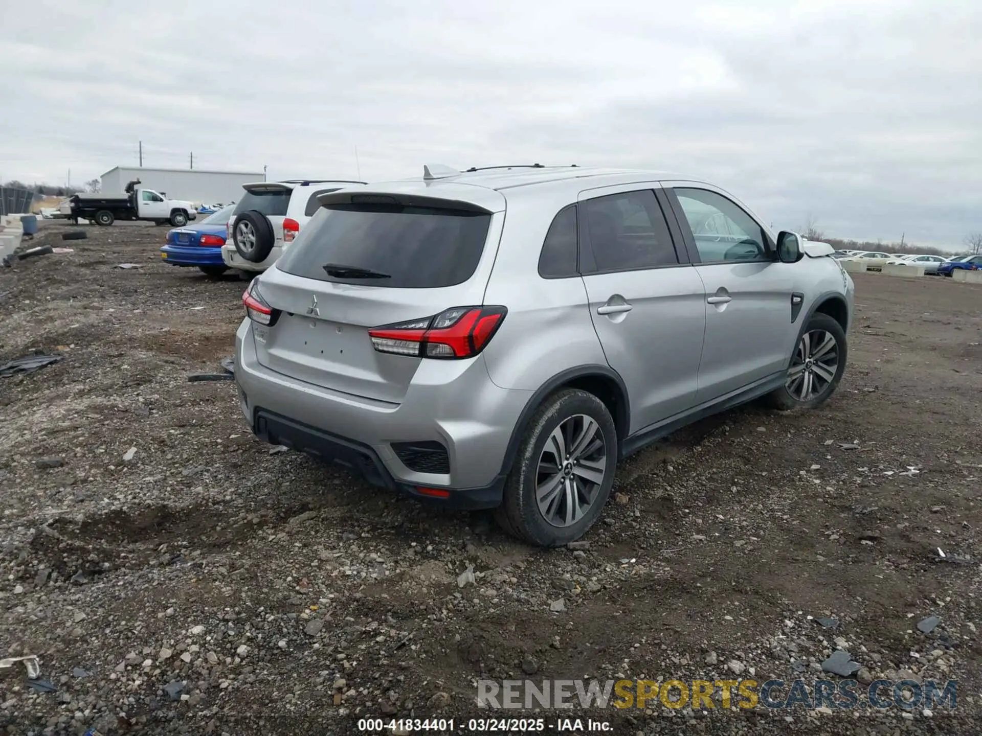4 fotografías del automóvil dañado JA4AP3AU6LU017511 MITSUBISHI OUTLANDER SPORT 2020
