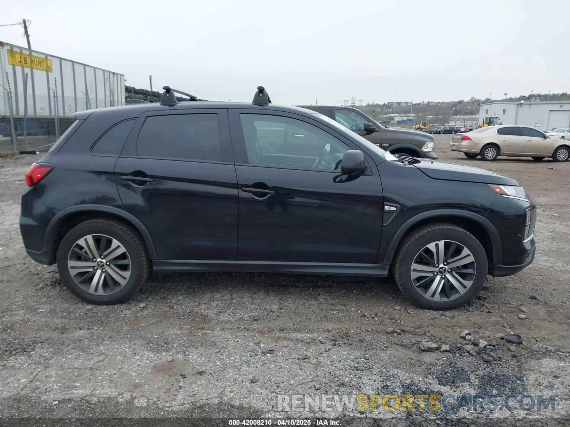 12 fotografías del automóvil dañado JA4AP3AU9LU011203 MITSUBISHI OUTLANDER SPORT 2020