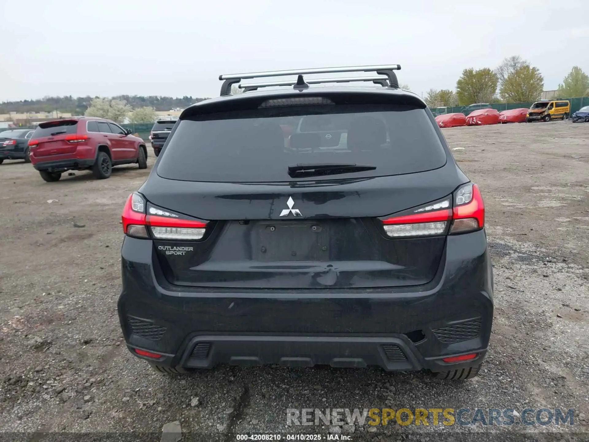 15 fotografías del automóvil dañado JA4AP3AU9LU011203 MITSUBISHI OUTLANDER SPORT 2020