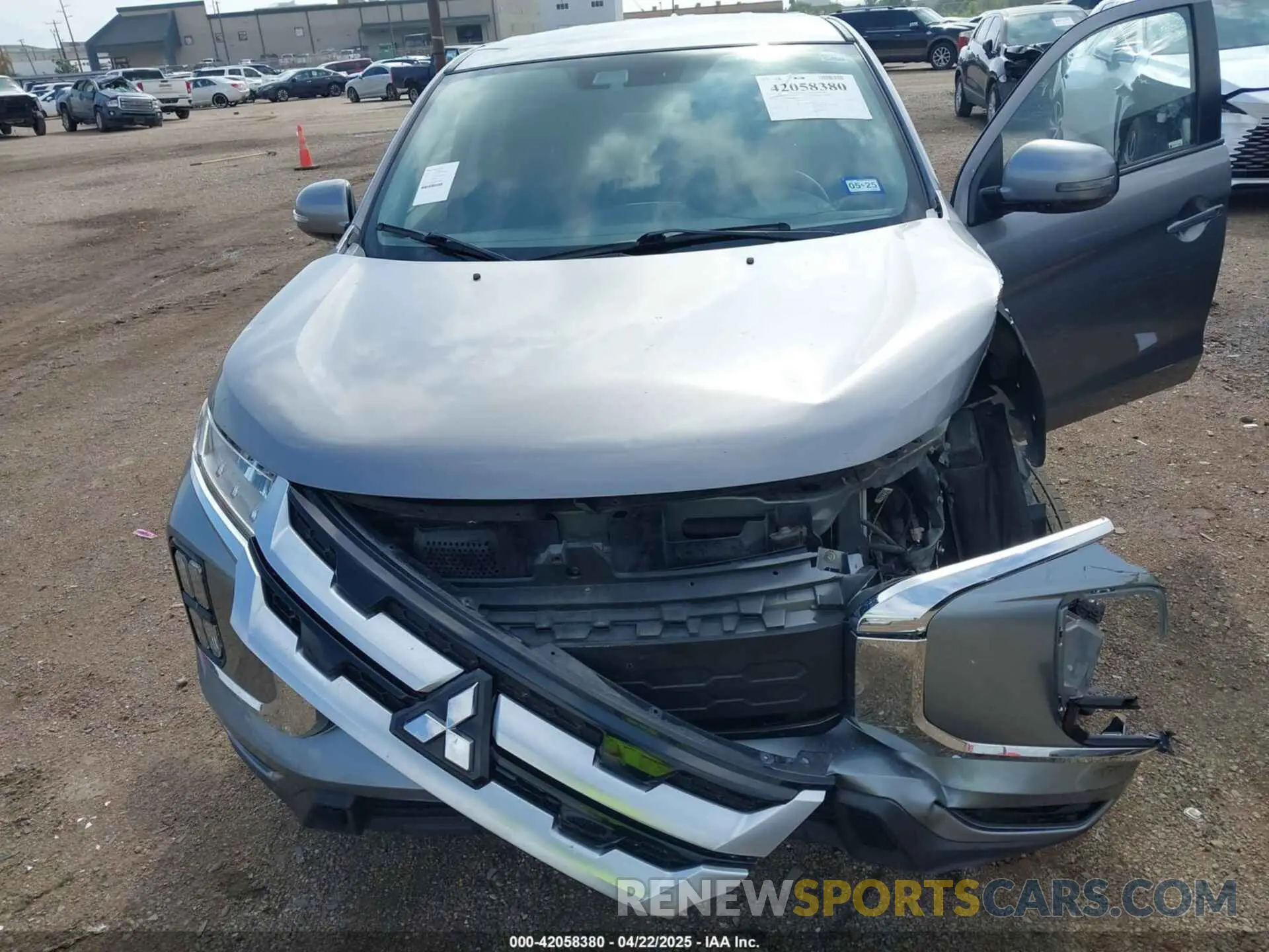 6 fotografías del automóvil dañado JA4AP4AU1LU028504 MITSUBISHI OUTLANDER SPORT 2020
