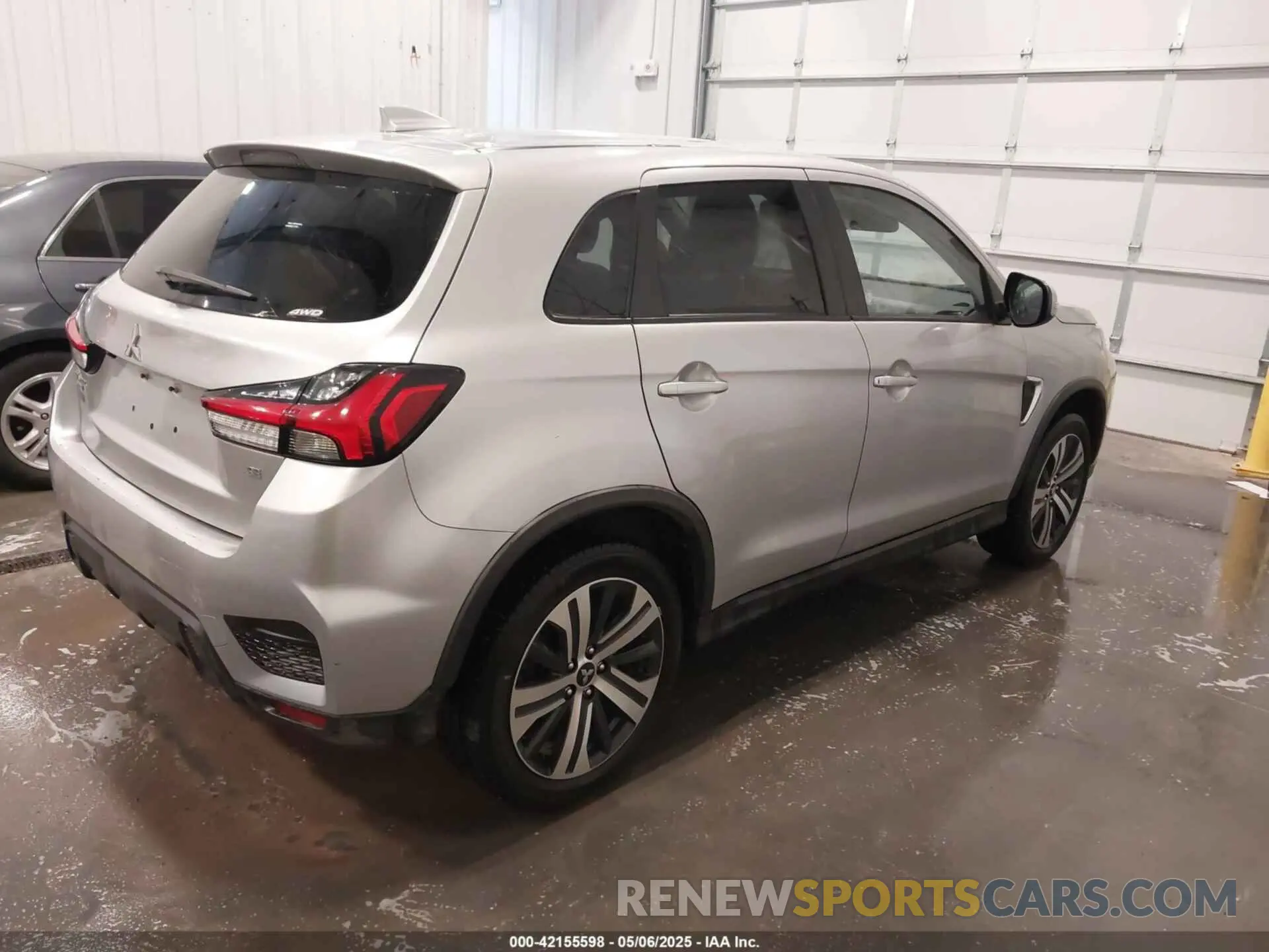 4 fotografías del automóvil dañado JA4AR3AU1LU020245 MITSUBISHI OUTLANDER SPORT 2020