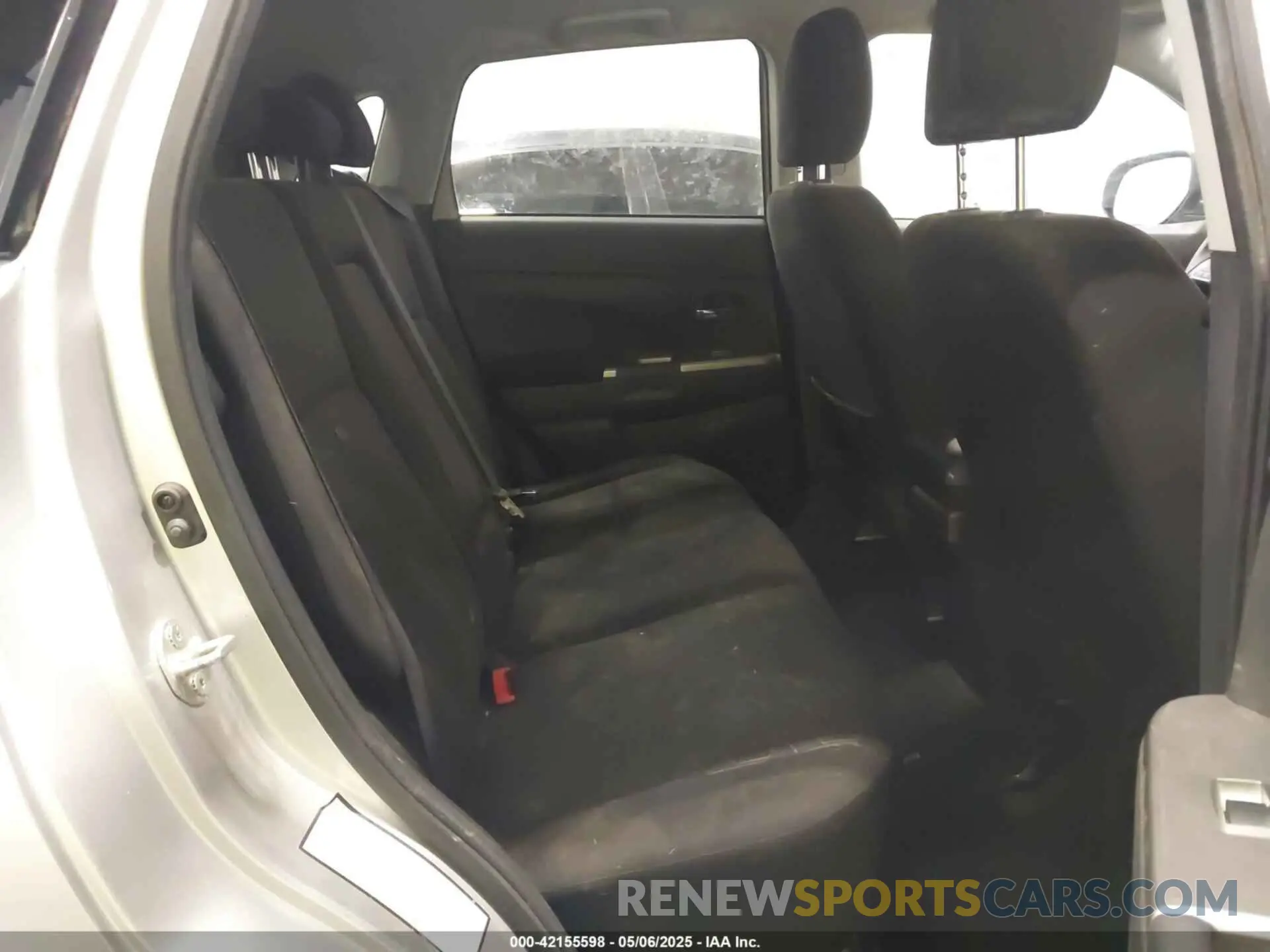 8 fotografías del automóvil dañado JA4AR3AU1LU020245 MITSUBISHI OUTLANDER SPORT 2020