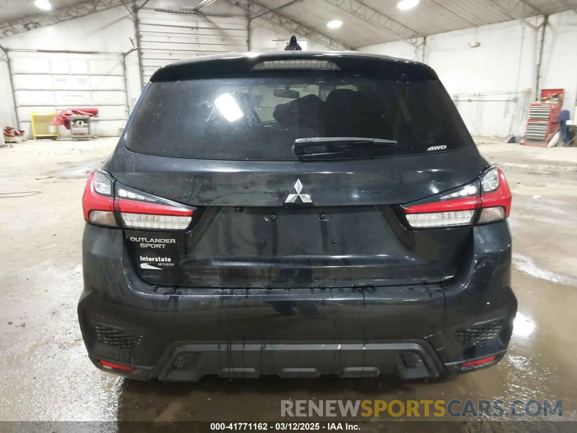 16 fotografías del automóvil dañado JA4AR3AUXLU011009 MITSUBISHI OUTLANDER SPORT 2020