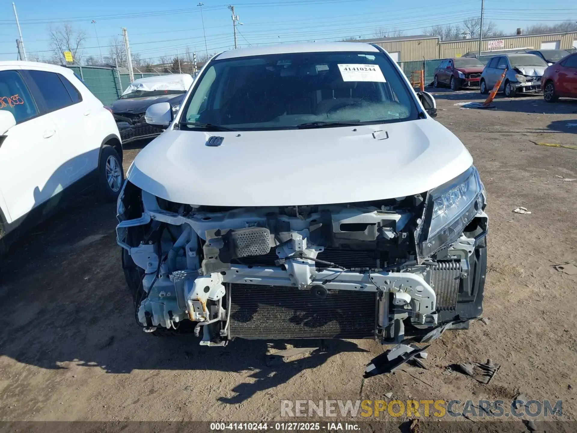 13 fotografías del automóvil dañado JA4AR3AUXLU020549 MITSUBISHI OUTLANDER SPORT 2020
