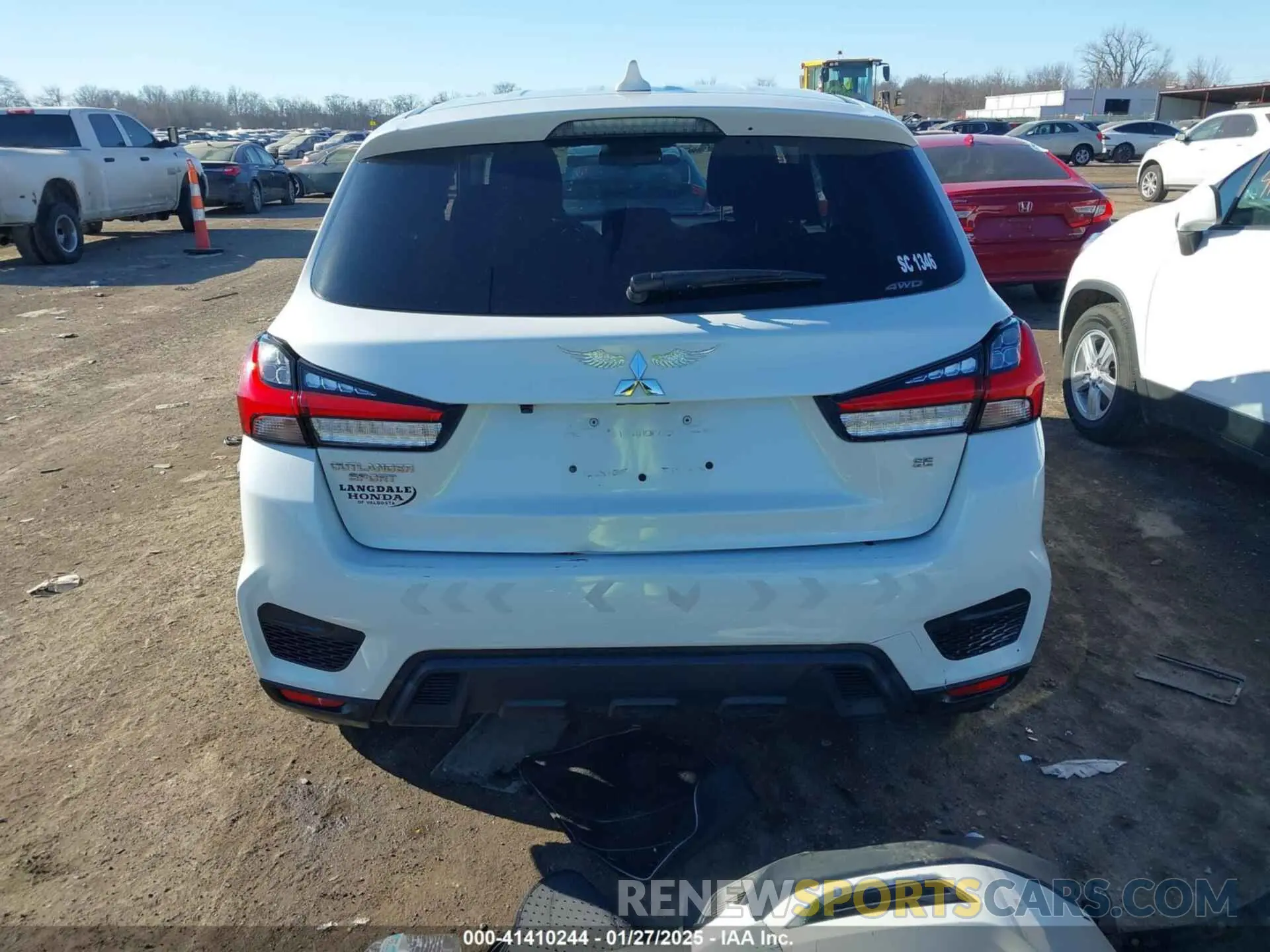 17 fotografías del automóvil dañado JA4AR3AUXLU020549 MITSUBISHI OUTLANDER SPORT 2020