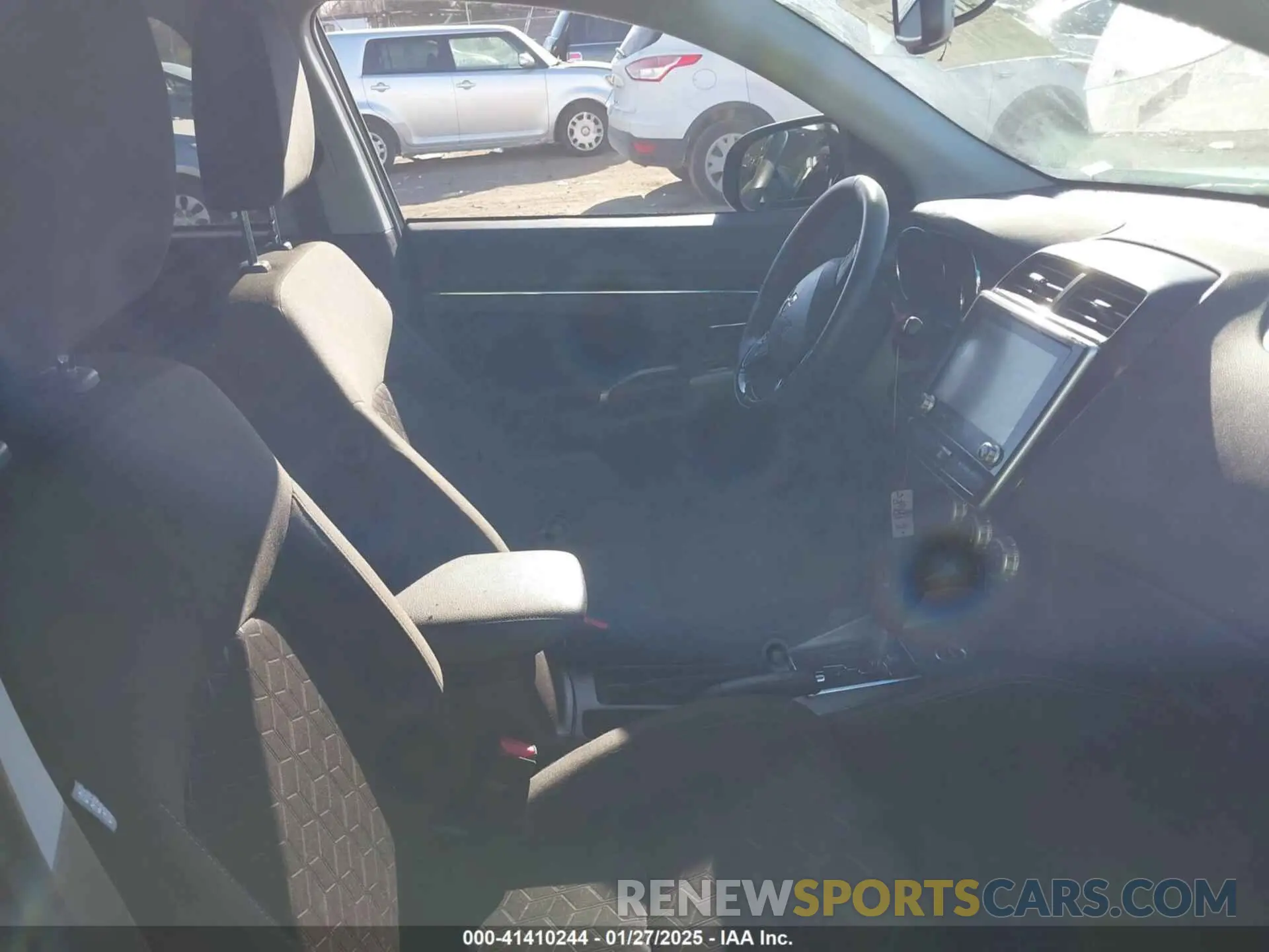 5 fotografías del automóvil dañado JA4AR3AUXLU020549 MITSUBISHI OUTLANDER SPORT 2020