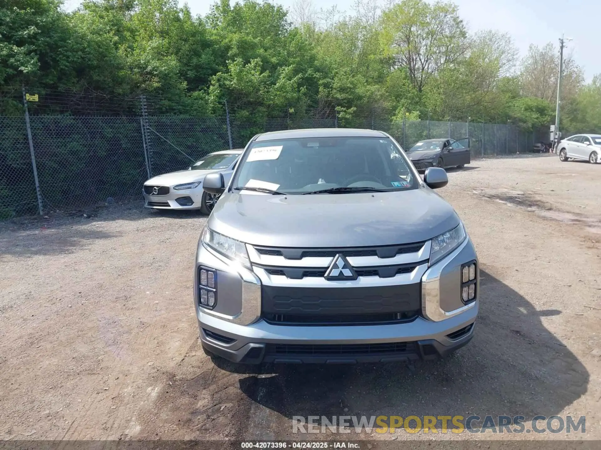 13 fotografías del automóvil dañado JA4APUAU1MU001501 MITSUBISHI OUTLANDER SPORT 2021