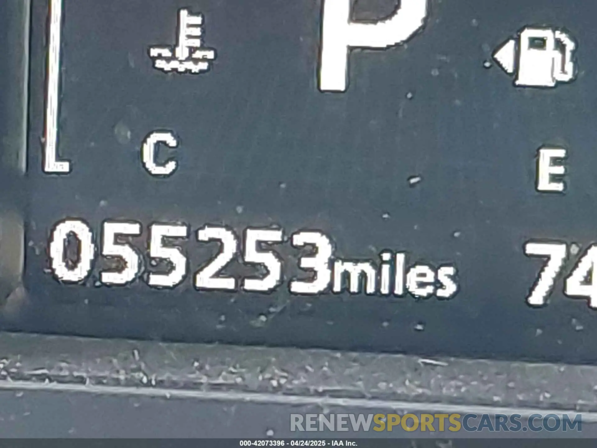 16 fotografías del automóvil dañado JA4APUAU1MU001501 MITSUBISHI OUTLANDER SPORT 2021