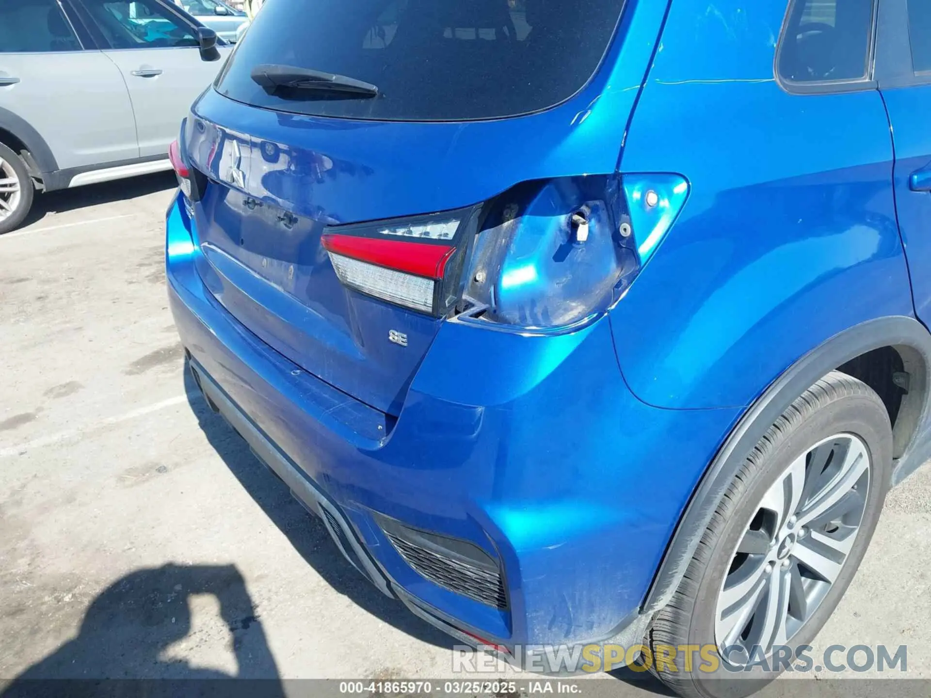 6 fotografías del automóvil dañado JA4APVAU4MU009808 MITSUBISHI OUTLANDER SPORT 2021