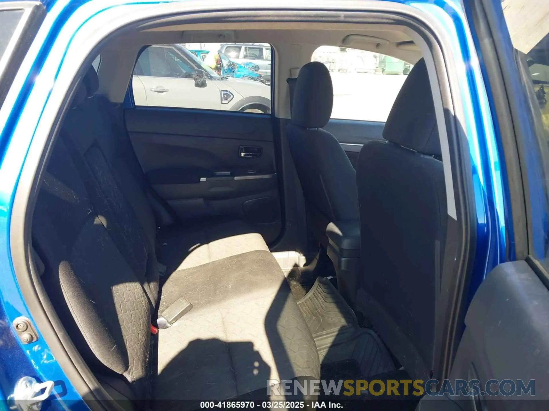 8 fotografías del automóvil dañado JA4APVAU4MU009808 MITSUBISHI OUTLANDER SPORT 2021