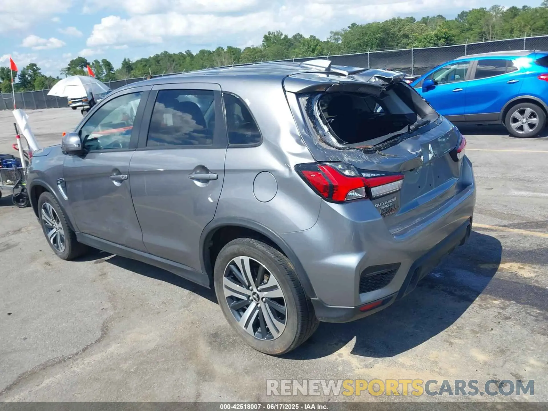 3 fotografías del automóvil dañado JA4APVAU8MU011884 MITSUBISHI OUTLANDER SPORT 2021