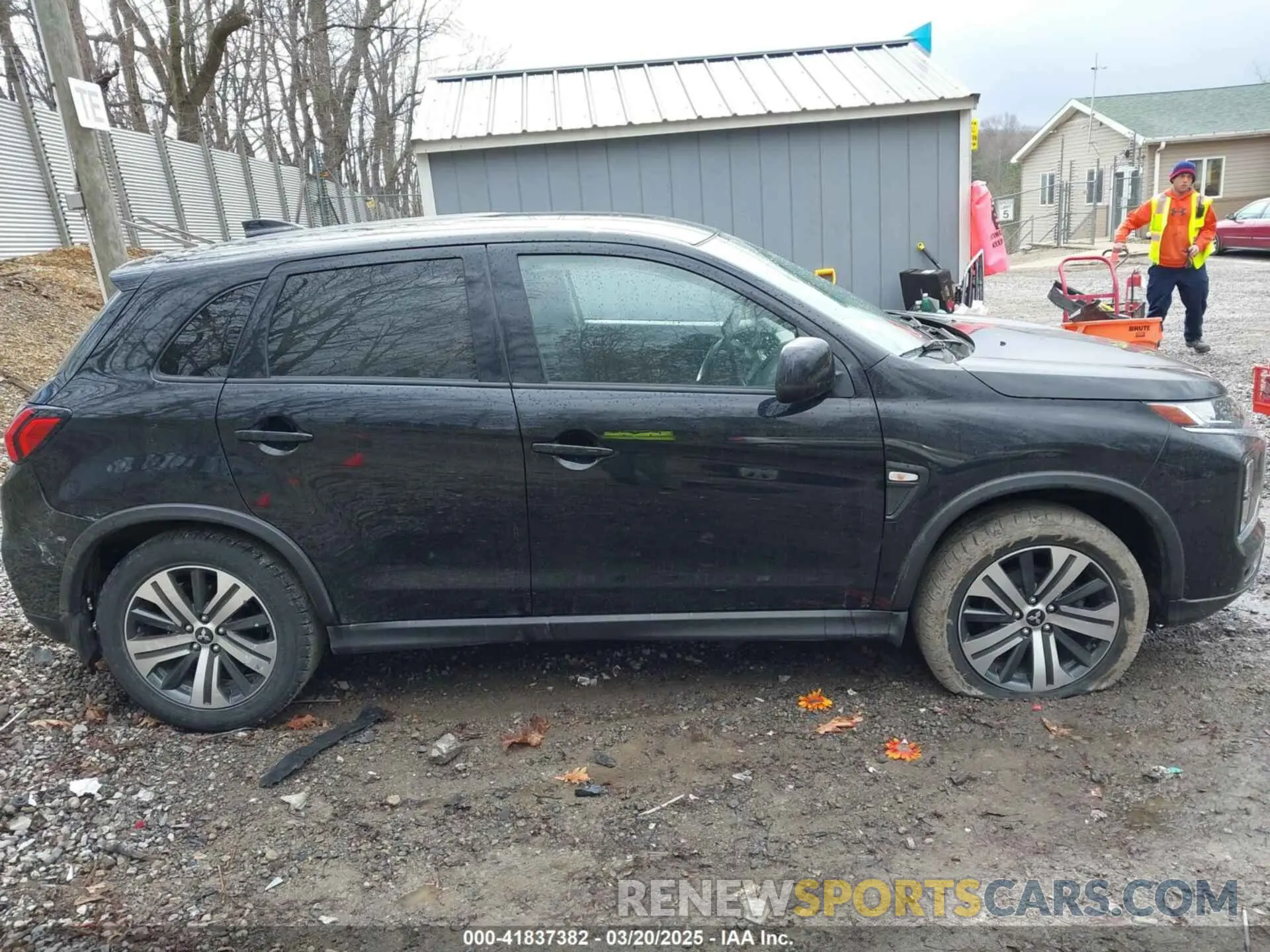 13 fotografías del automóvil dañado JA4ARUAU0MU031129 MITSUBISHI OUTLANDER SPORT 2021