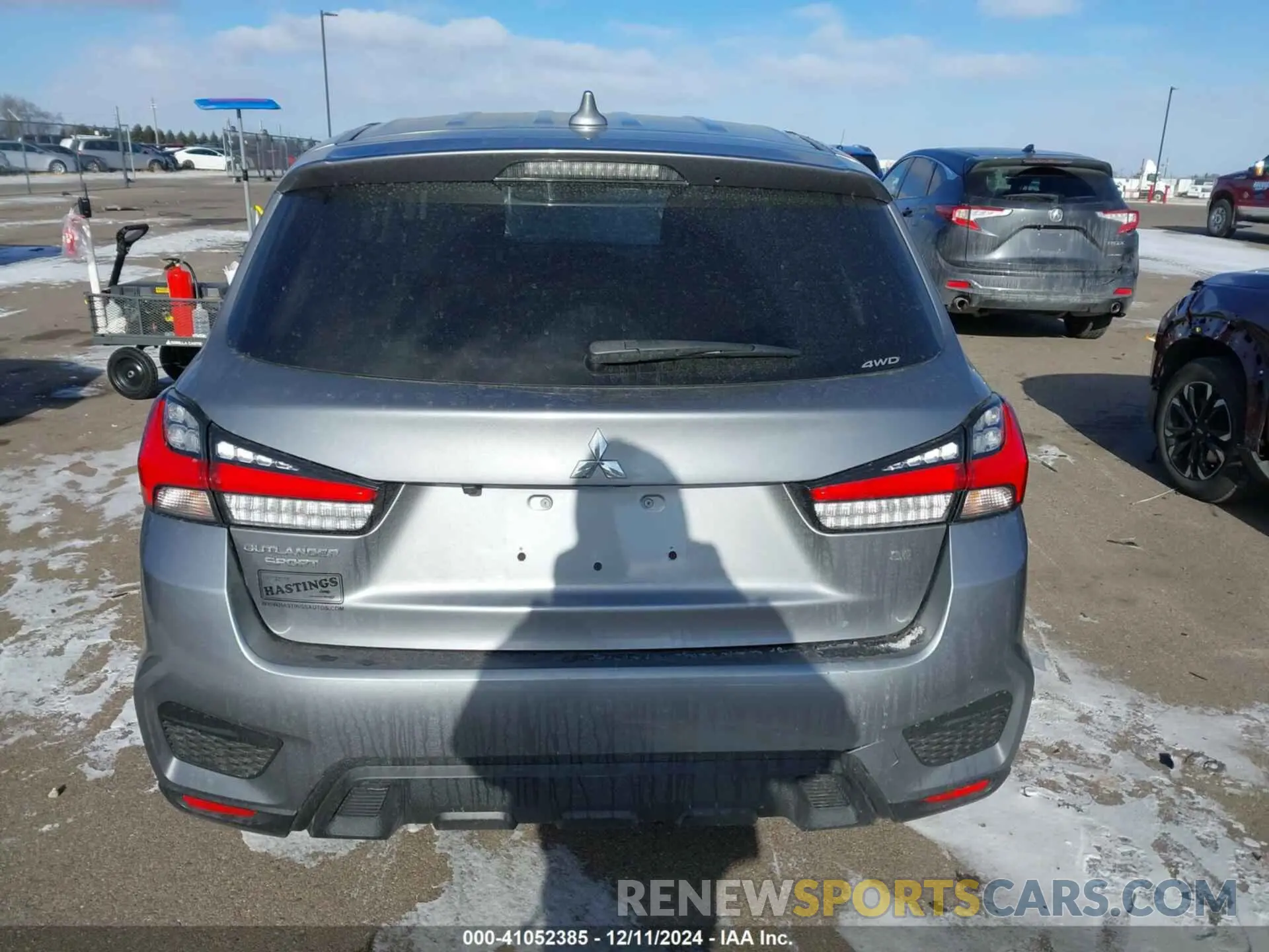 16 fotografías del automóvil dañado JA4ARUAU1MU029339 MITSUBISHI OUTLANDER SPORT 2021