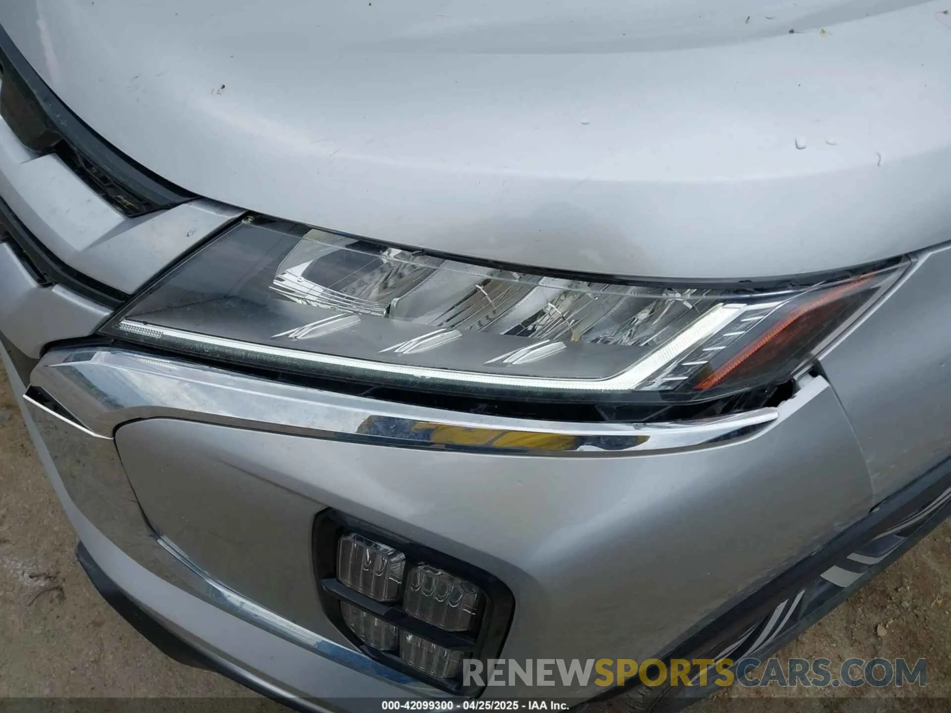 17 fotografías del automóvil dañado JA4ARUAU1MU031303 MITSUBISHI OUTLANDER SPORT 2021