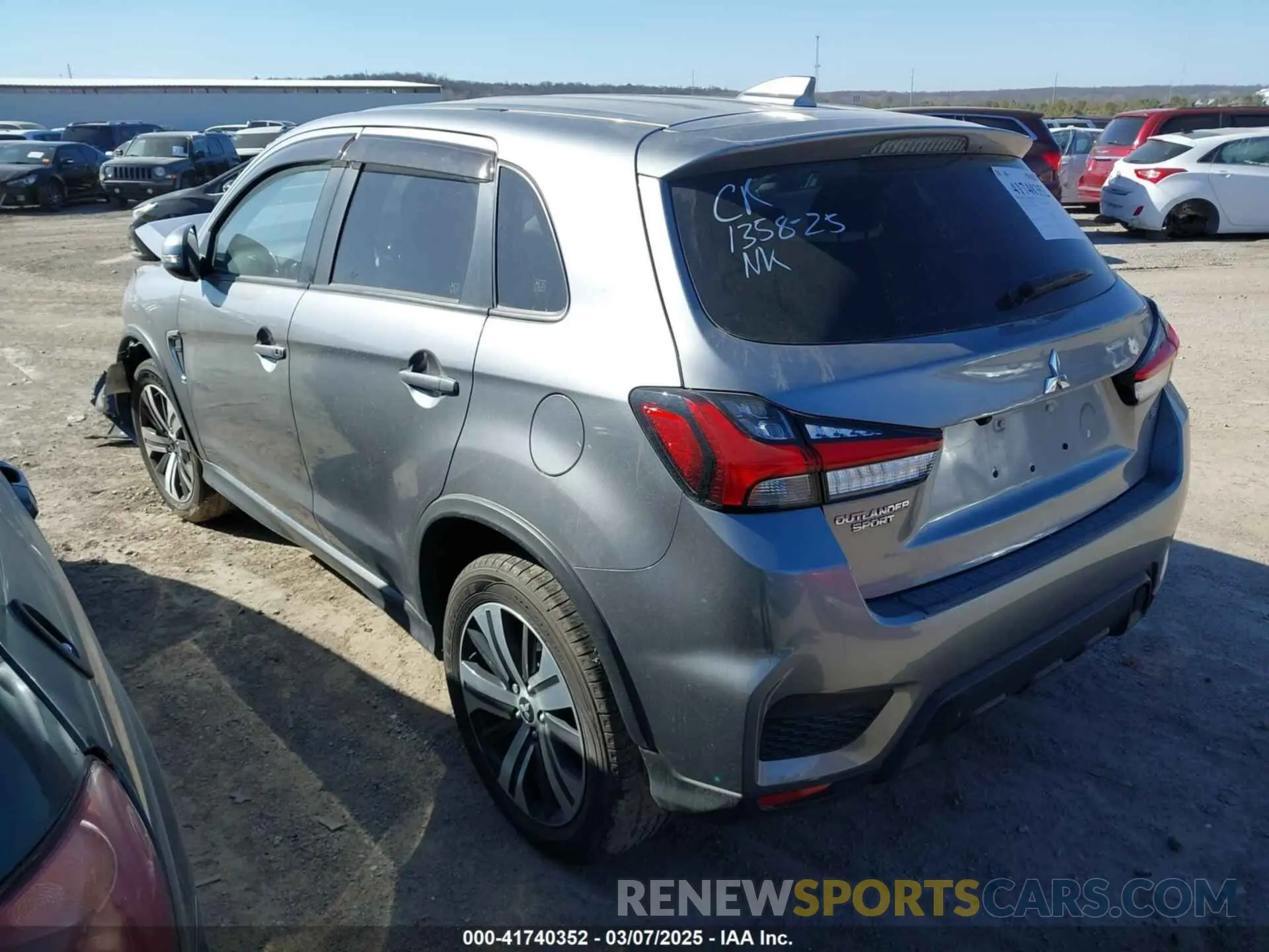3 fotografías del automóvil dañado JA4ARUAU1MU032189 MITSUBISHI OUTLANDER SPORT 2021