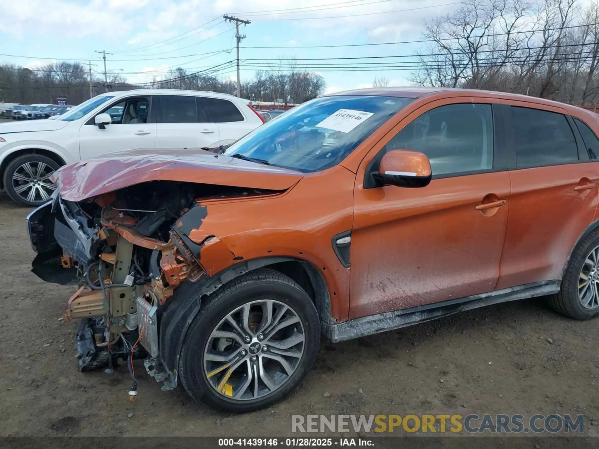 17 fotografías del automóvil dañado JA4ARUAU4MU021607 MITSUBISHI OUTLANDER SPORT 2021