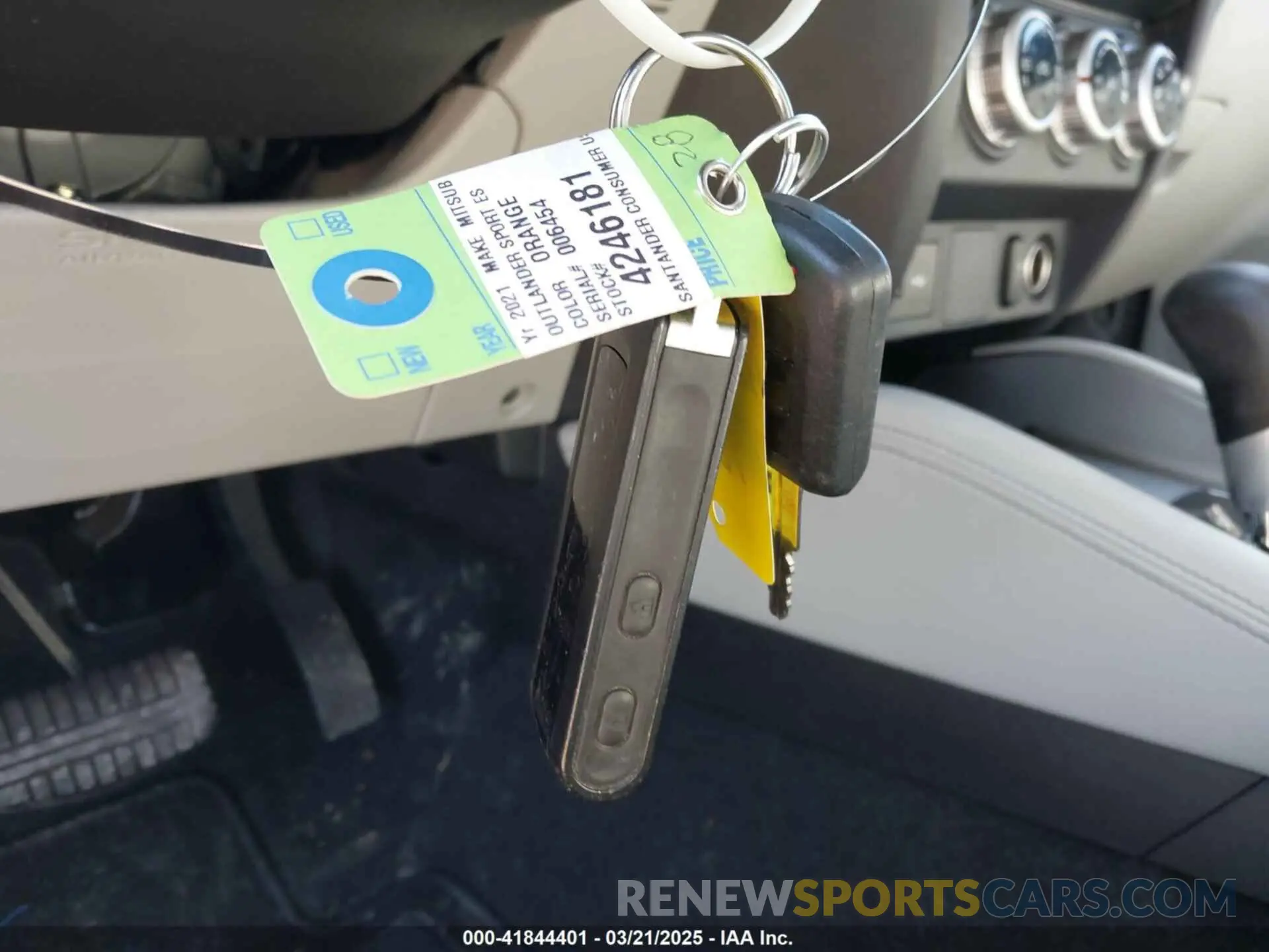 11 fotografías del automóvil dañado JA4ARUAU7MU006454 MITSUBISHI OUTLANDER SPORT 2021