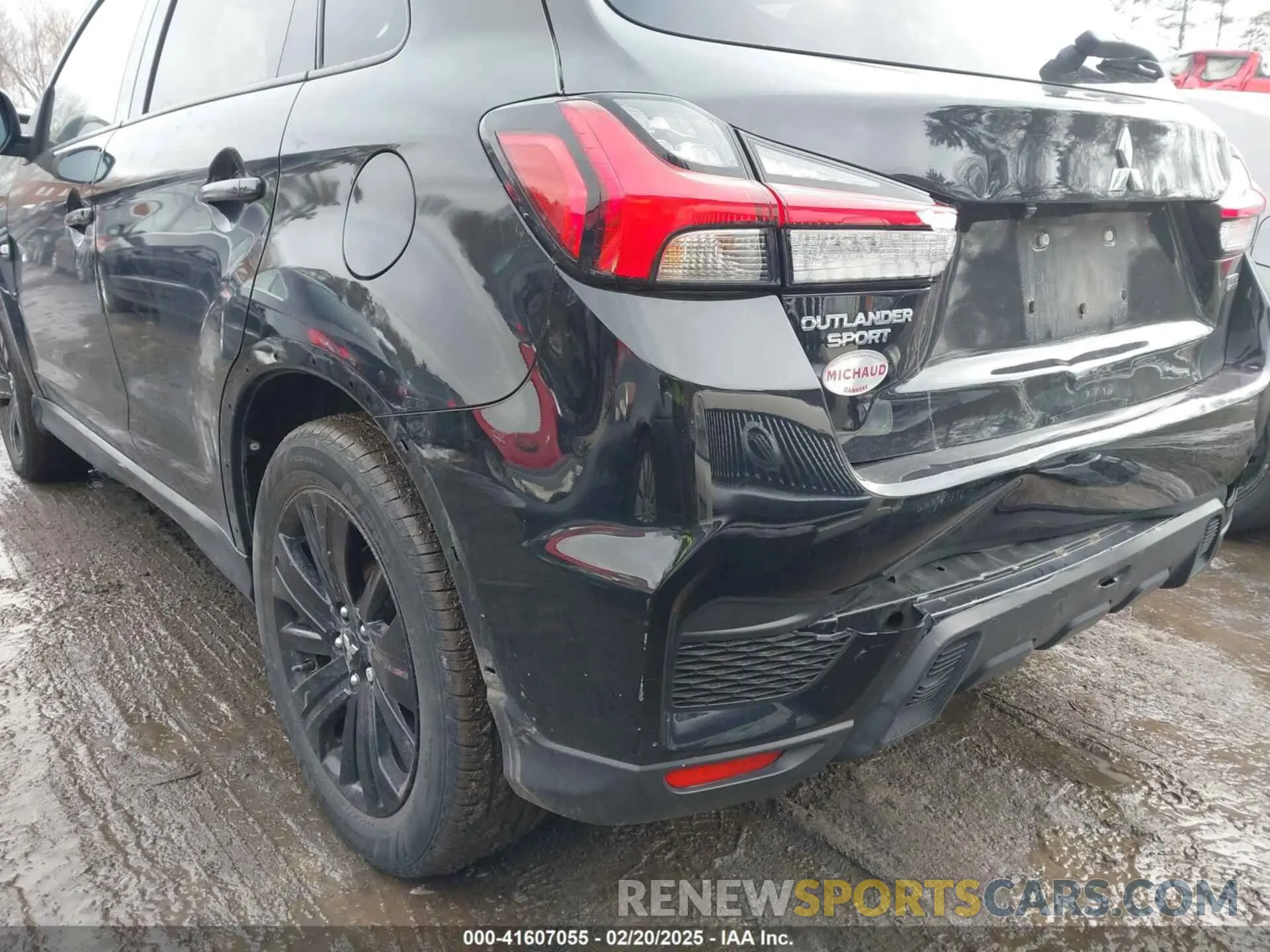 18 fotografías del automóvil dañado JA4ARUAU9MU003068 MITSUBISHI OUTLANDER SPORT 2021