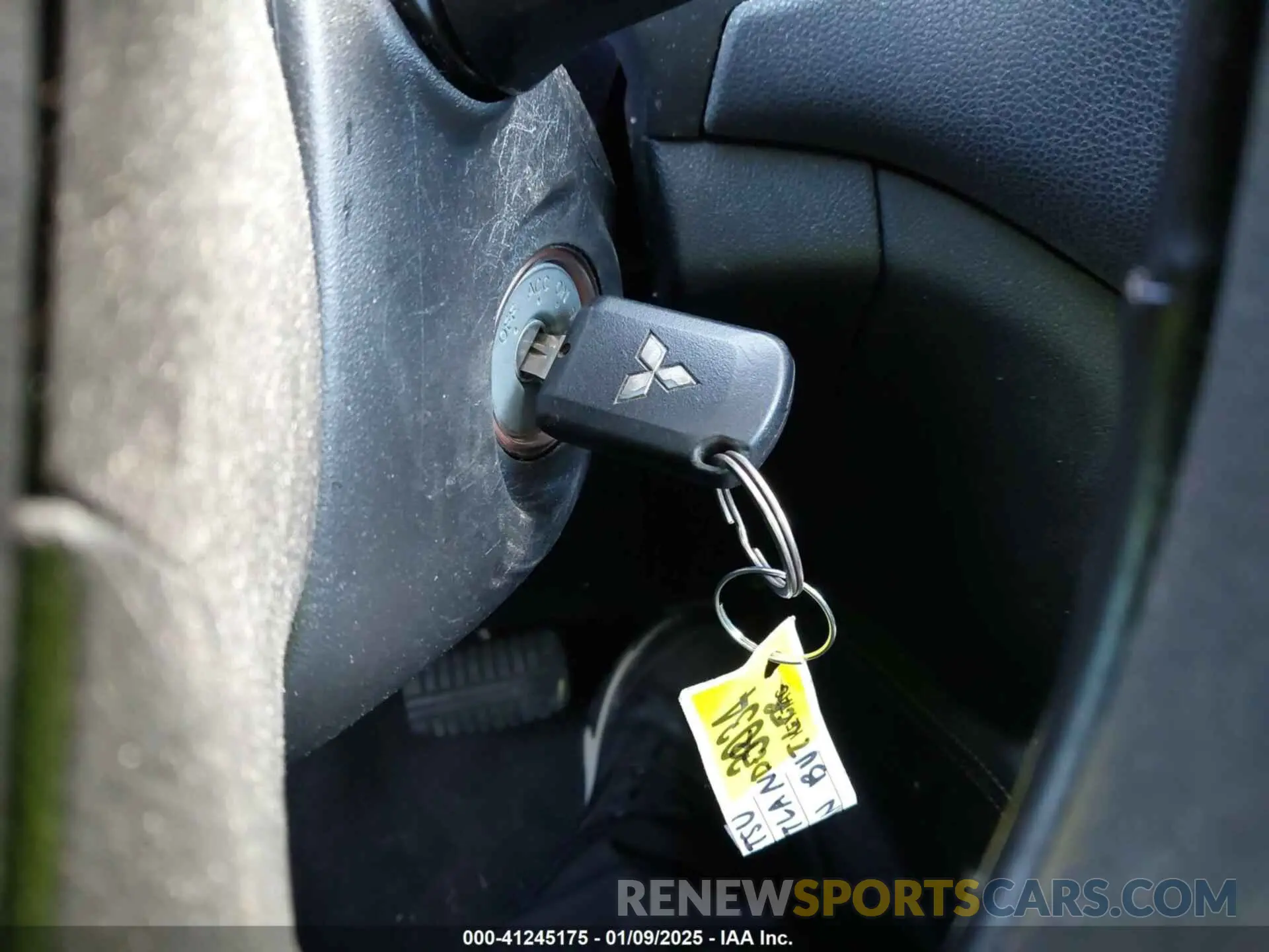 11 fotografías del automóvil dañado JA4ARUAU9MU004186 MITSUBISHI OUTLANDER SPORT 2021
