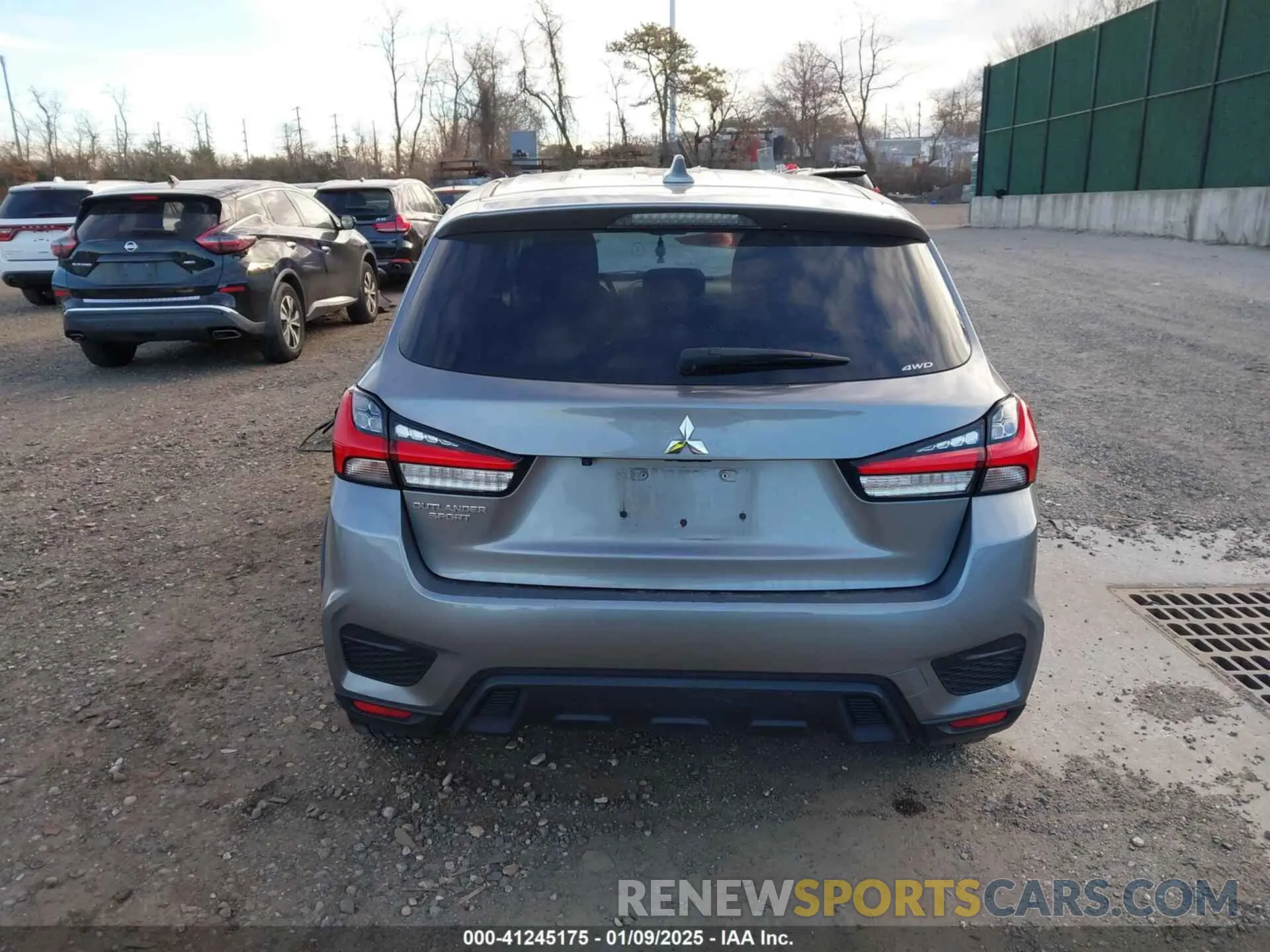 16 fotografías del automóvil dañado JA4ARUAU9MU004186 MITSUBISHI OUTLANDER SPORT 2021