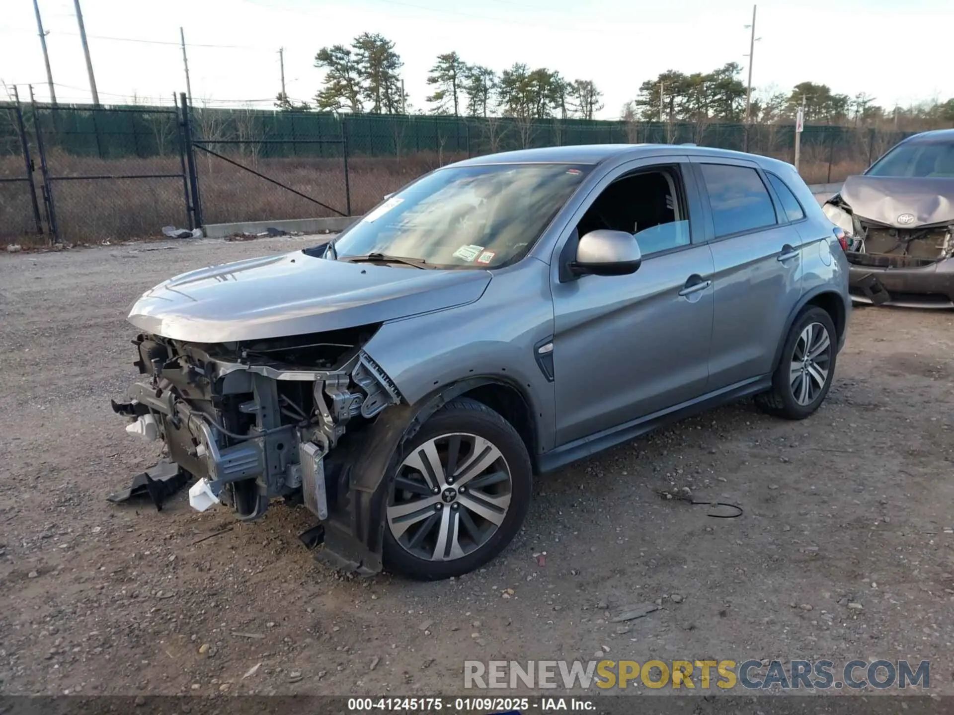 2 fotografías del automóvil dañado JA4ARUAU9MU004186 MITSUBISHI OUTLANDER SPORT 2021