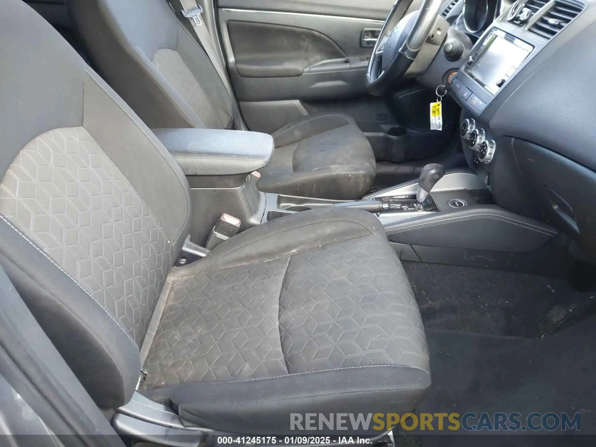 5 fotografías del automóvil dañado JA4ARUAU9MU004186 MITSUBISHI OUTLANDER SPORT 2021