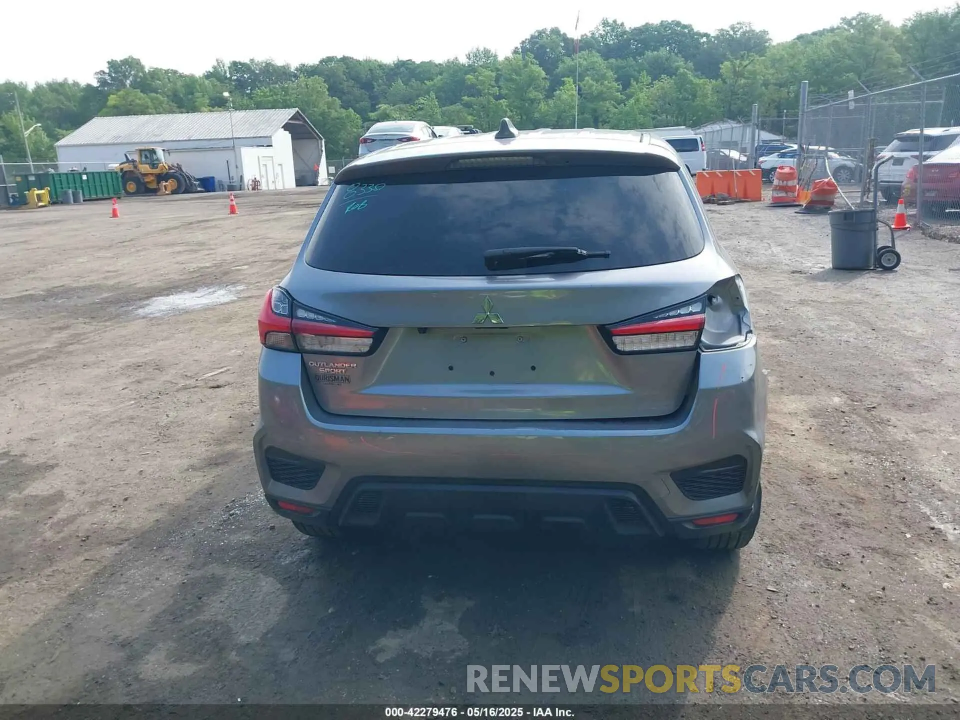 17 fotografías del automóvil dañado JA4APUAU1NU018574 MITSUBISHI OUTLANDER SPORT 2022