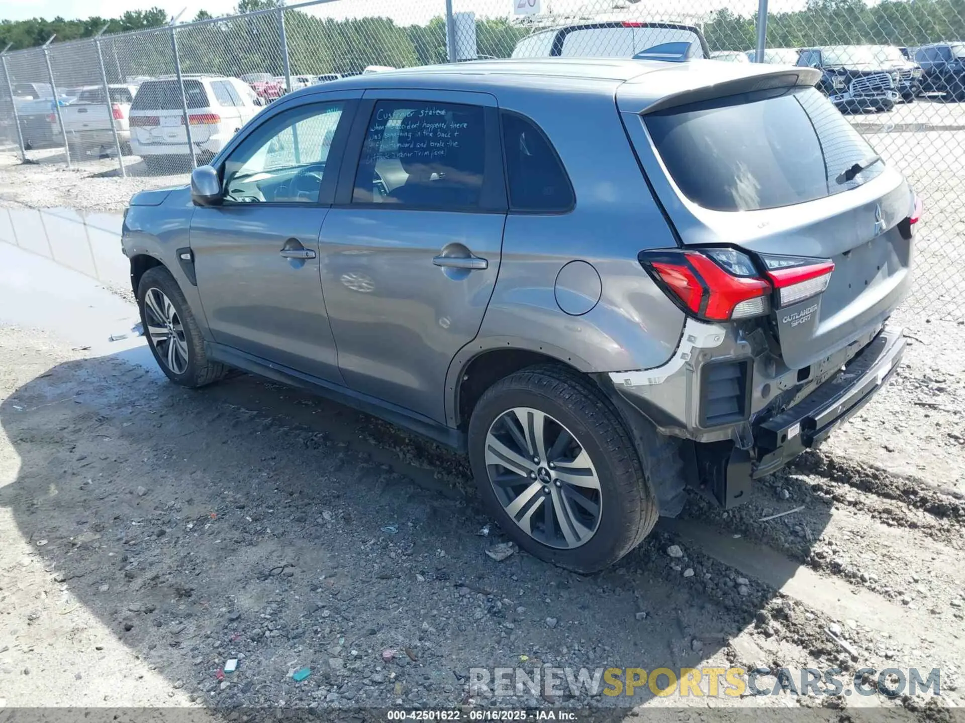 3 fotografías del automóvil dañado JA4APUAU4NU004393 MITSUBISHI OUTLANDER SPORT 2022