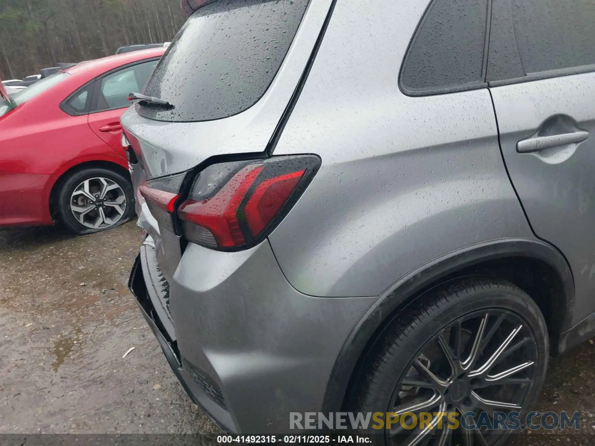 11 fotografías del automóvil dañado JA4APUAU6NU008946 MITSUBISHI OUTLANDER SPORT 2022
