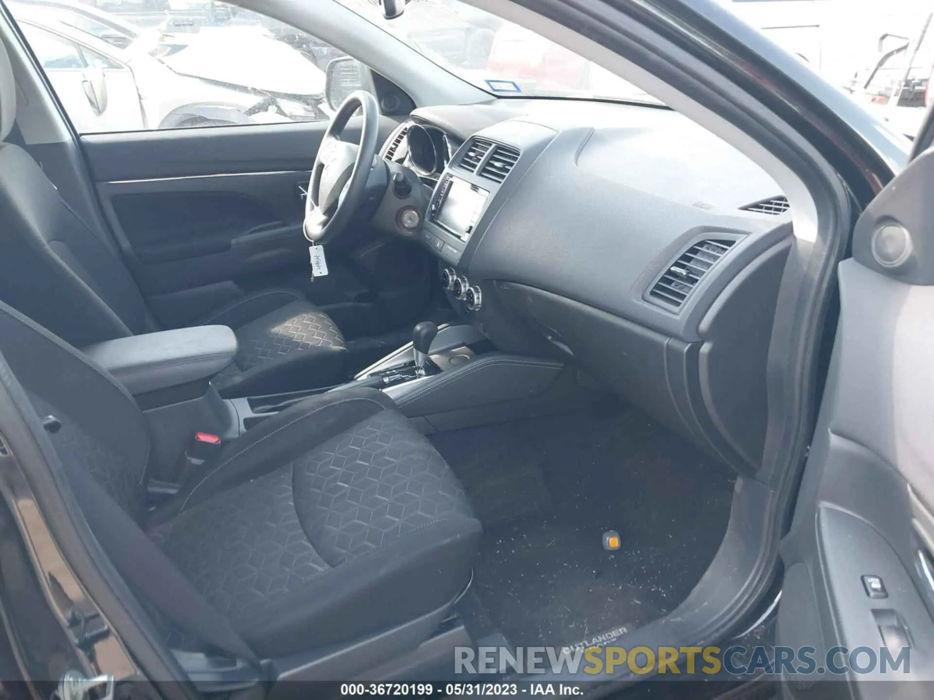 5 fotografías del automóvil dañado JA4APUAU8NU010195 MITSUBISHI OUTLANDER SPORT 2022