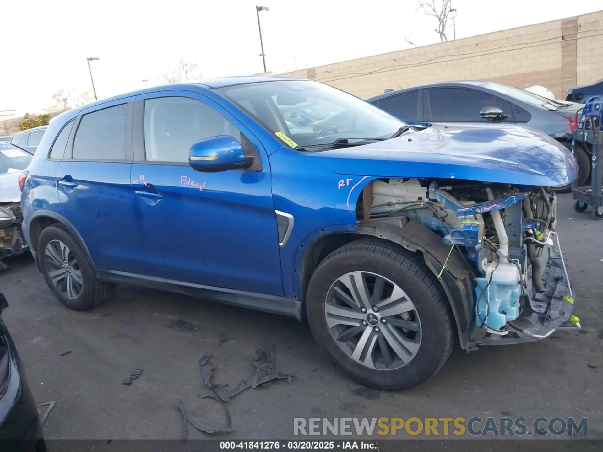 14 fotografías del automóvil dañado JA4APVAU0NU014327 MITSUBISHI OUTLANDER SPORT 2022