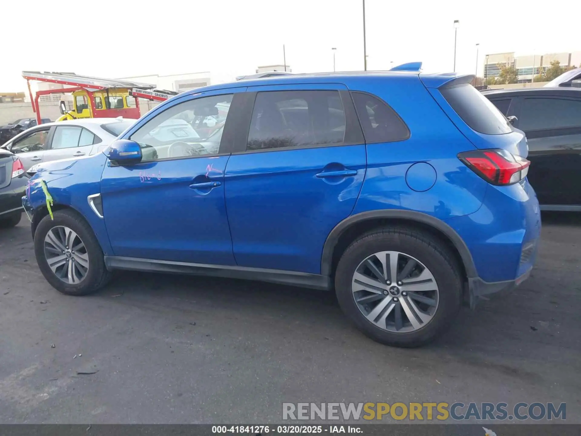 15 fotografías del automóvil dañado JA4APVAU0NU014327 MITSUBISHI OUTLANDER SPORT 2022