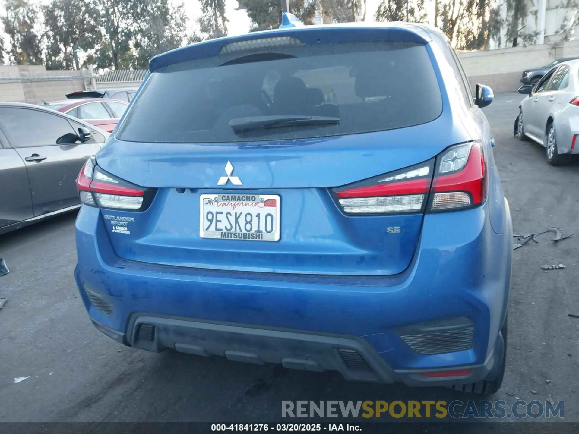 17 fotografías del automóvil dañado JA4APVAU0NU014327 MITSUBISHI OUTLANDER SPORT 2022