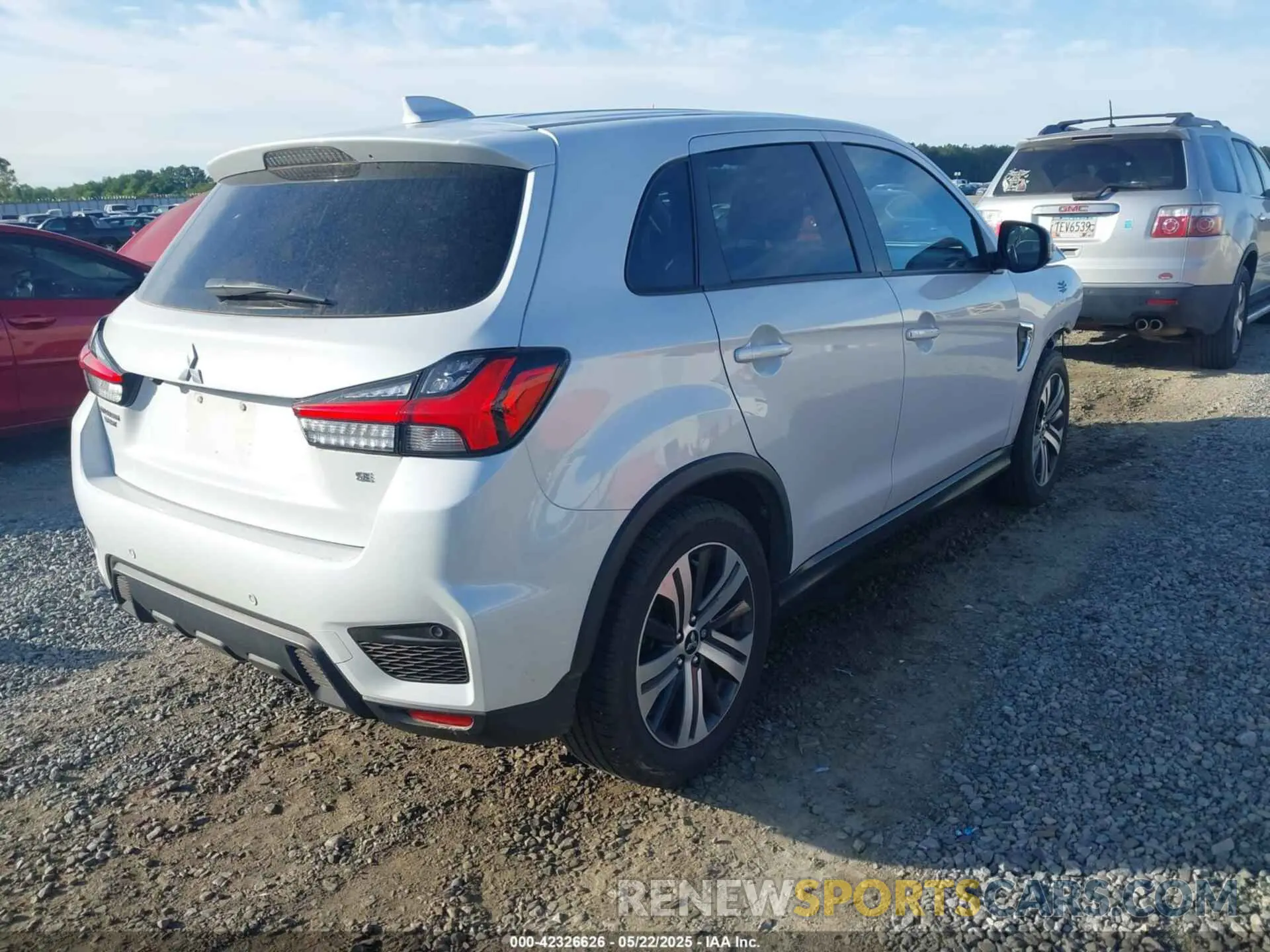 4 fotografías del automóvil dañado JA4APVAU2NU011803 MITSUBISHI OUTLANDER SPORT 2022